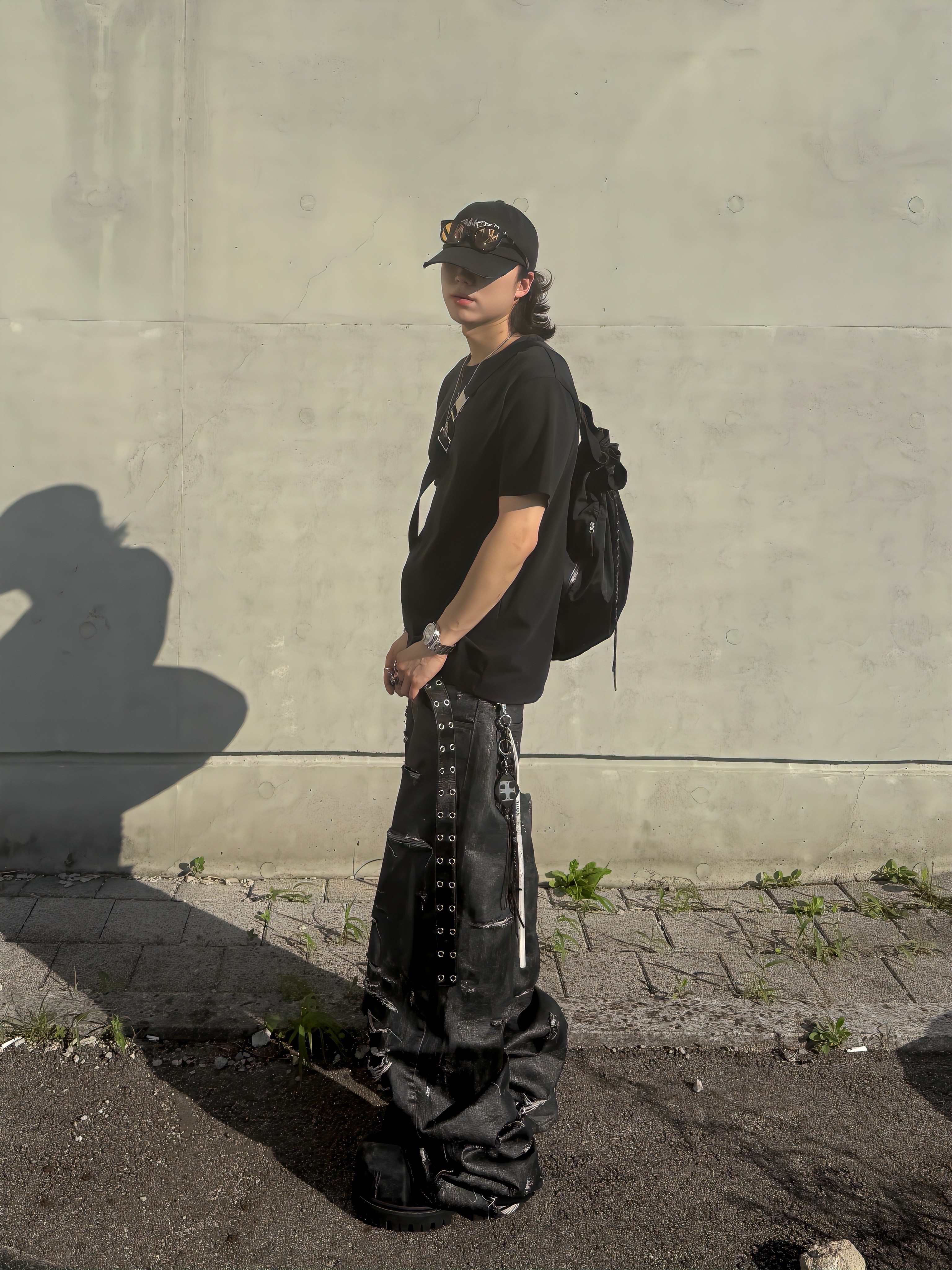 emostanceclub Multi Distressed Coating Jeans Black, Balenciaga Stomper Bootie Black 착용 스타일 - 2