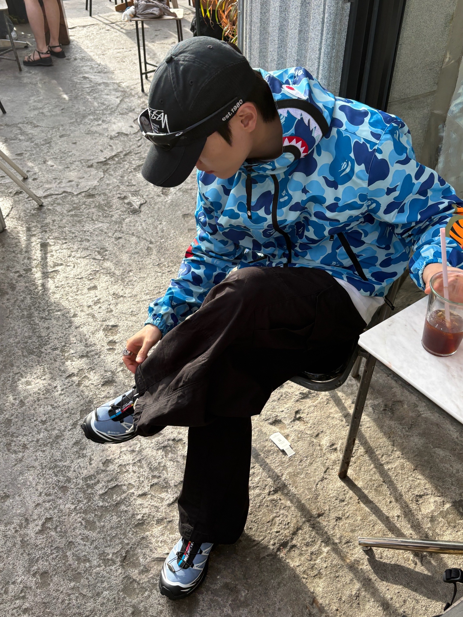BAPE ABC Camo Shark Hoodie Jacket Blue, Stussy Parts & Service Mesh Cap Black 착용 스타일 - 3