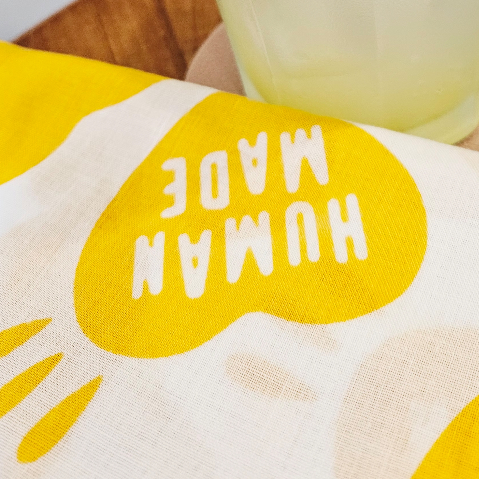 Human Made Heart Big Bandana Yellow, Human Made Heart Carabiner Yellow 착용 스타일 - 2