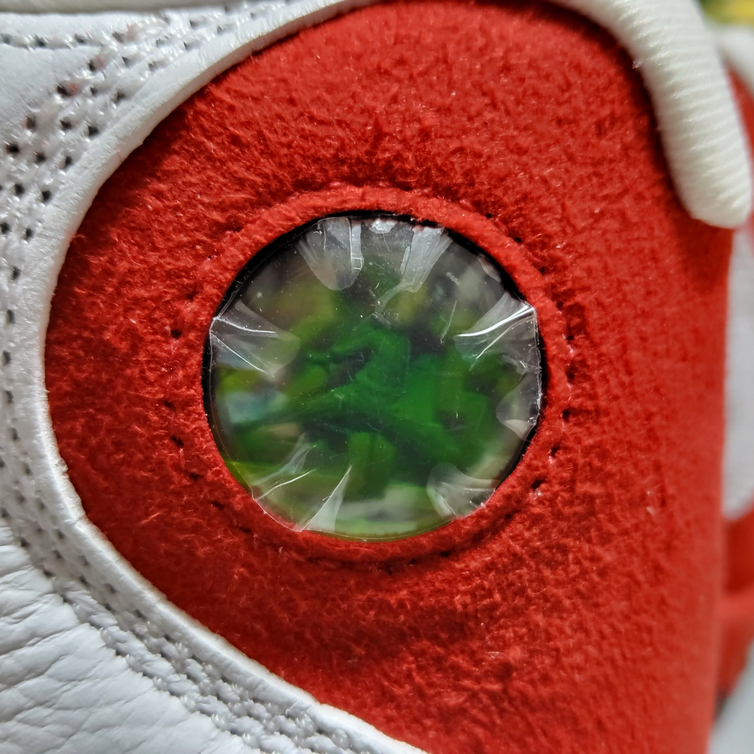 Jordan 13 Retro White and University Red 착용 스타일 - 6