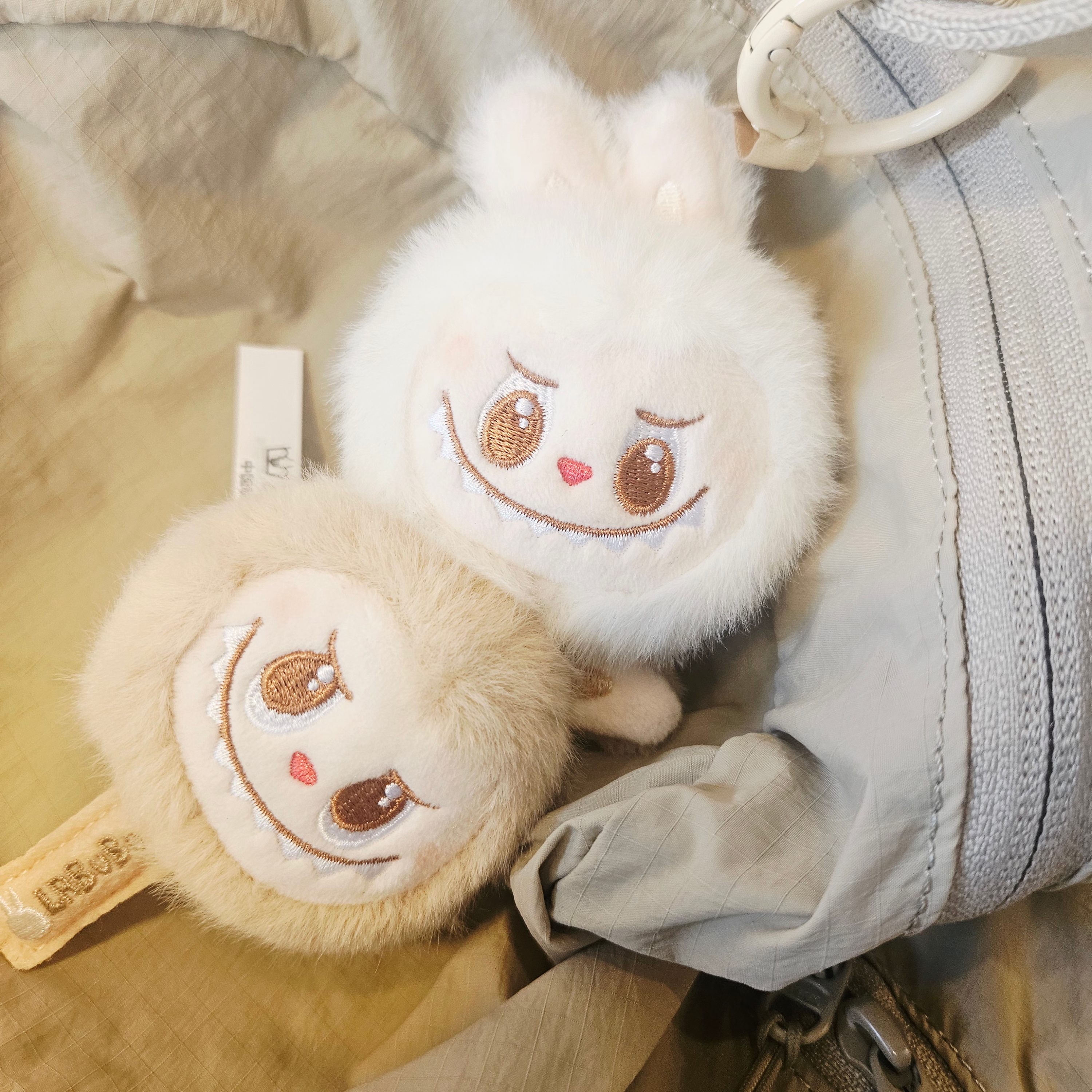 Pop Mart Labubu Fish Cake Skewer Doll Keyring - Seongsu Labubu Wacky Mart Pop-Up Store Exclusive 착용 스타일 - 2