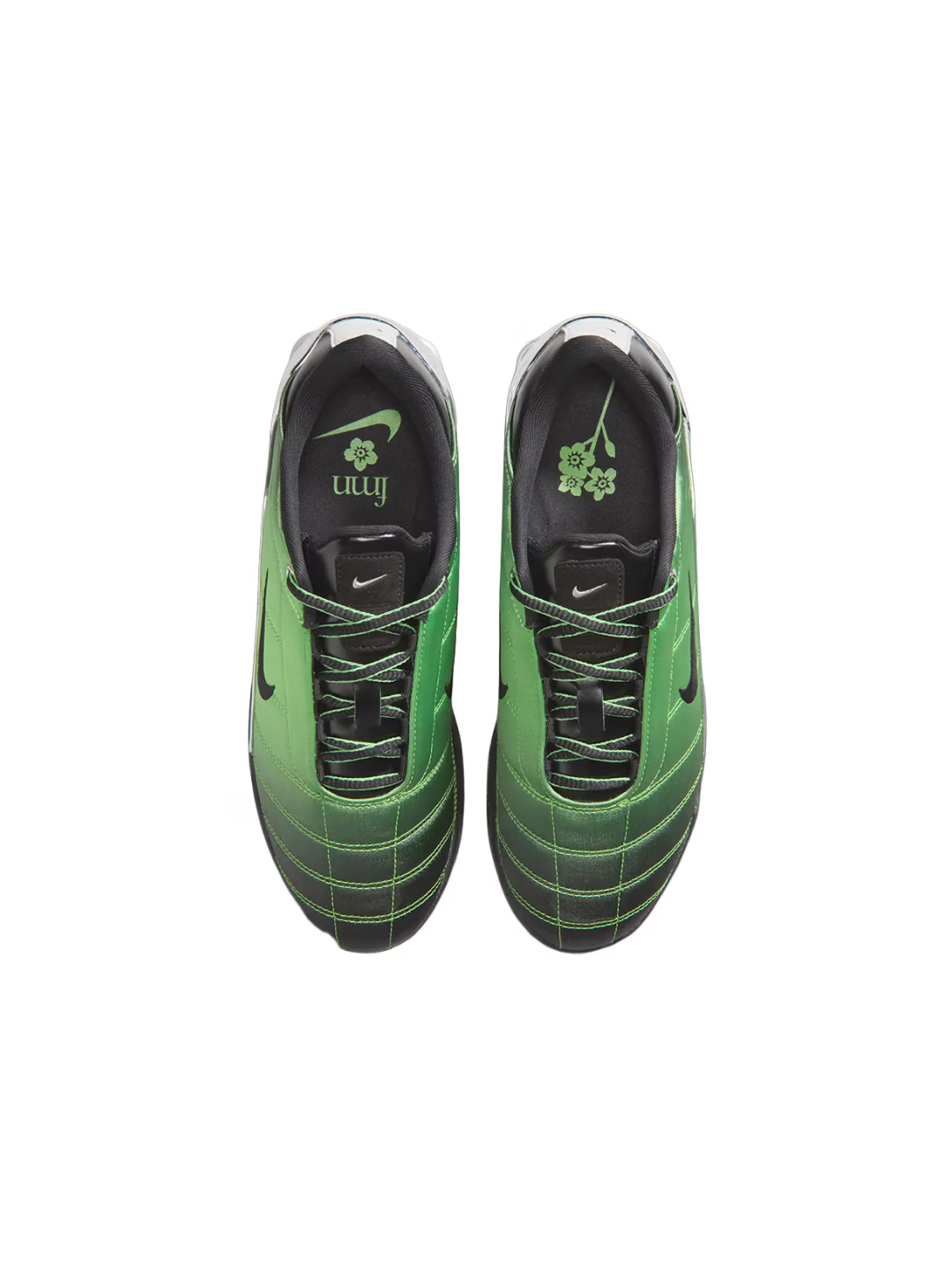 (W) Nike x Forget-me-nots Total 90 Shox Magia Shy Pink and University Red 착용 스타일 - 2