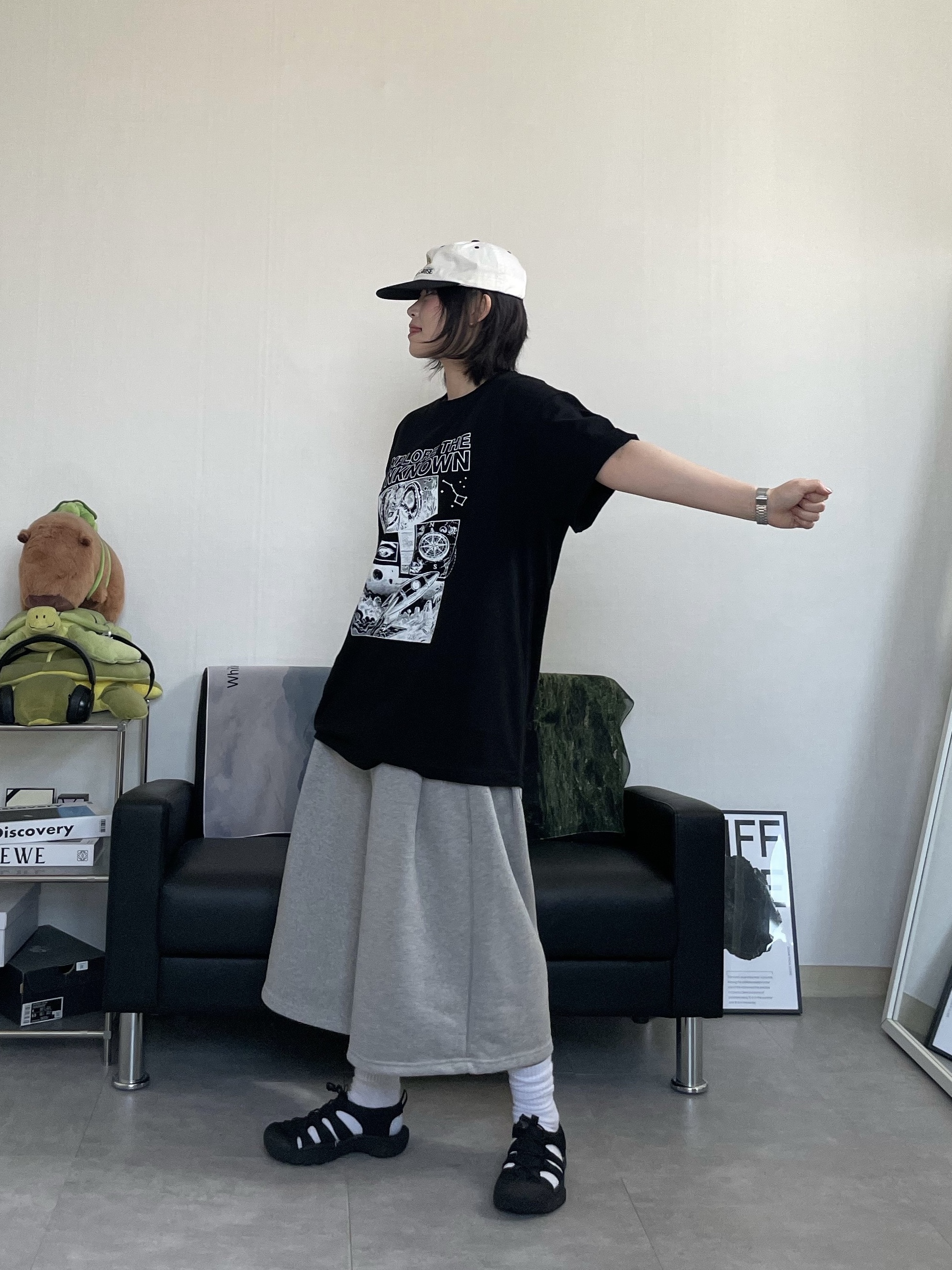 Hello Sunrise  Two Tone Washed OG Logo 6panel Cap Off White & Black 착용 스타일 - 4