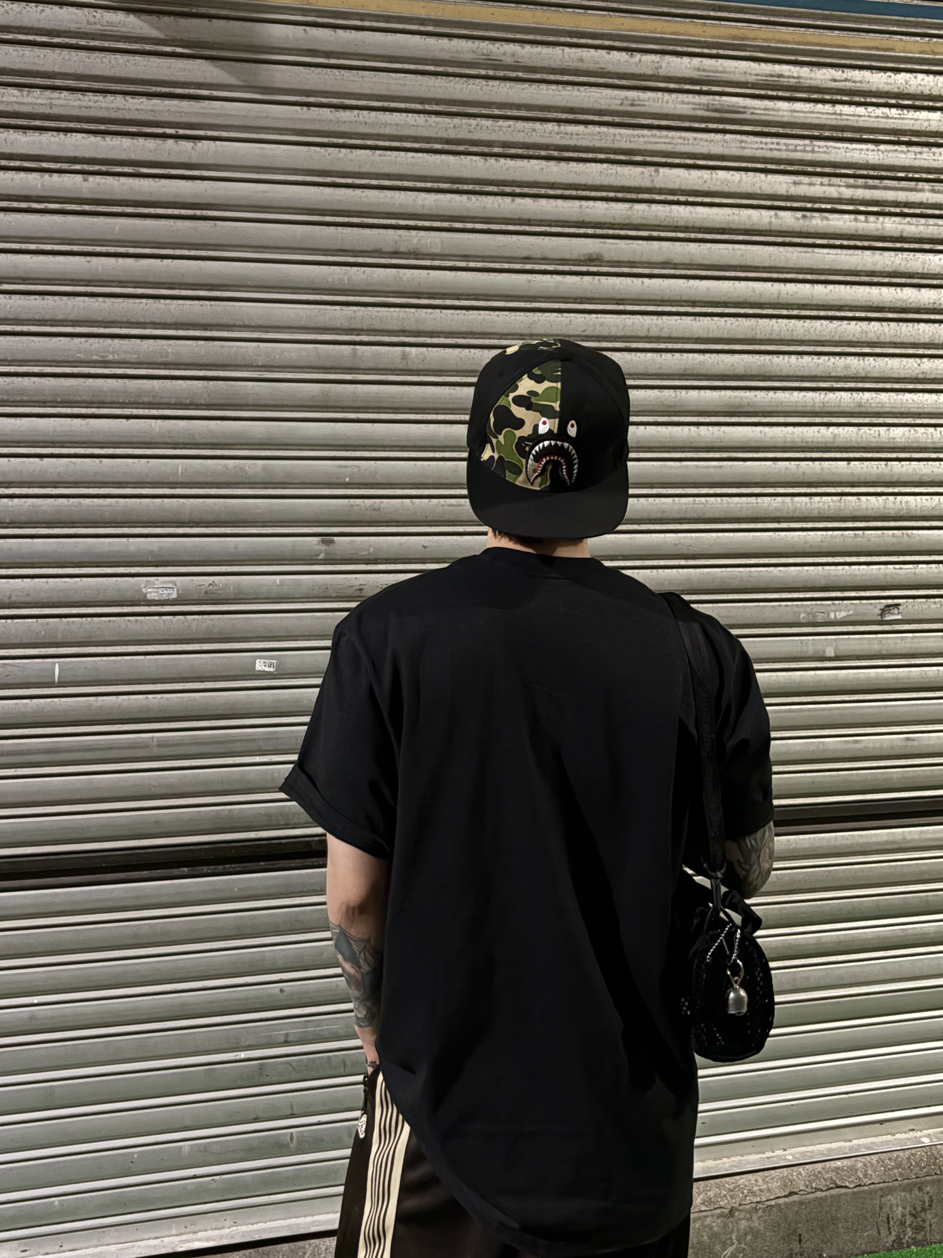 Gentle Monster x Maison Margiela MM212 Black Clear, Supreme Box Logo T-Shirt Black - 23FW 착용 스타일 - 3