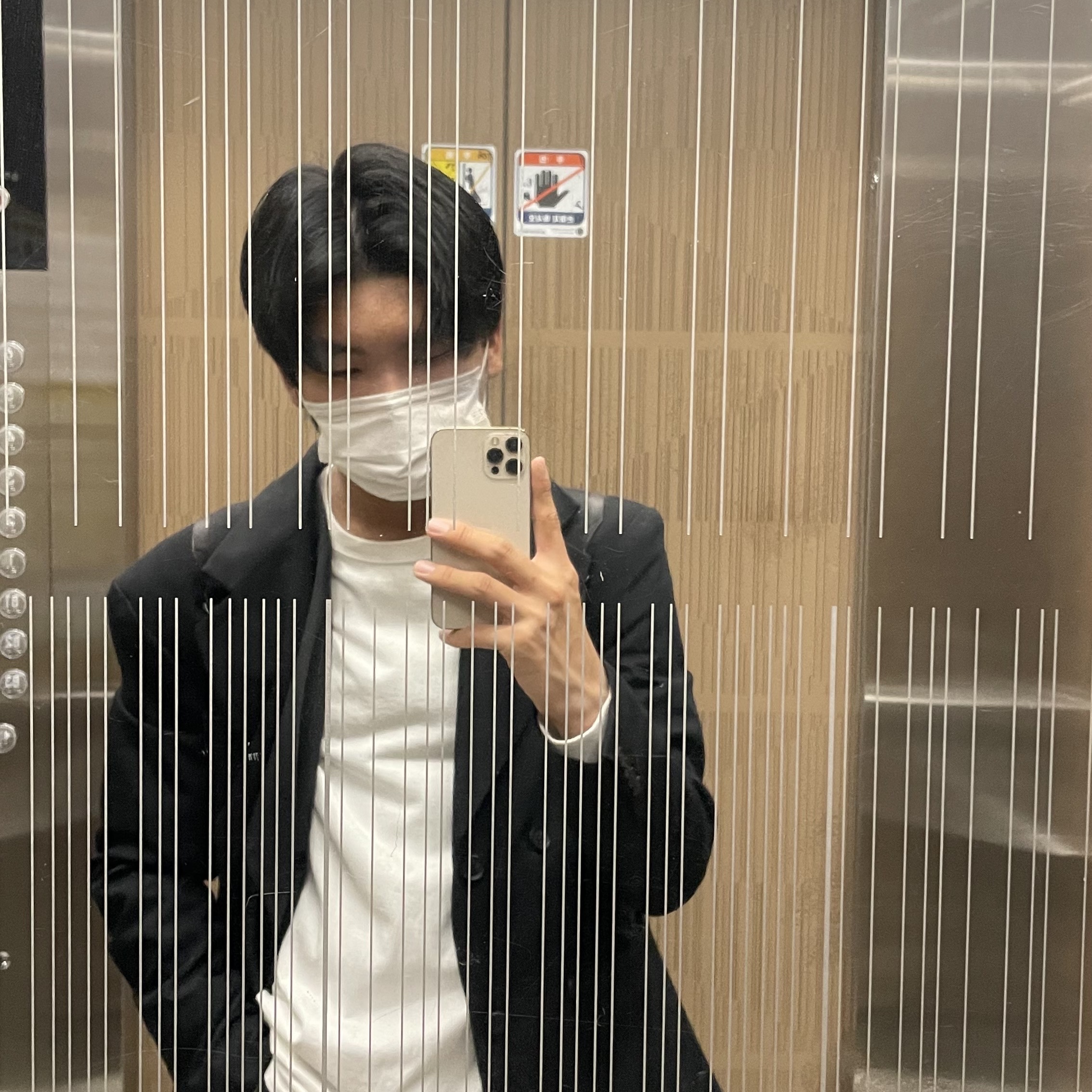 Apple AirPods Pro 3rd Gen (Korean Ver.) 착용 스타일 - 1