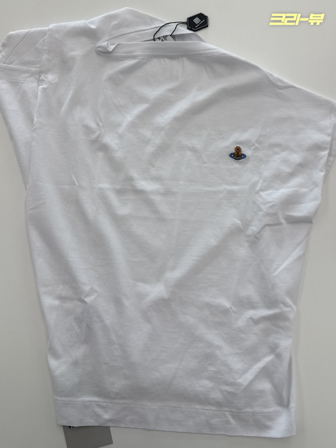 (W) Vivienne Westwood Hebo Top White 착용 스타일 - 5