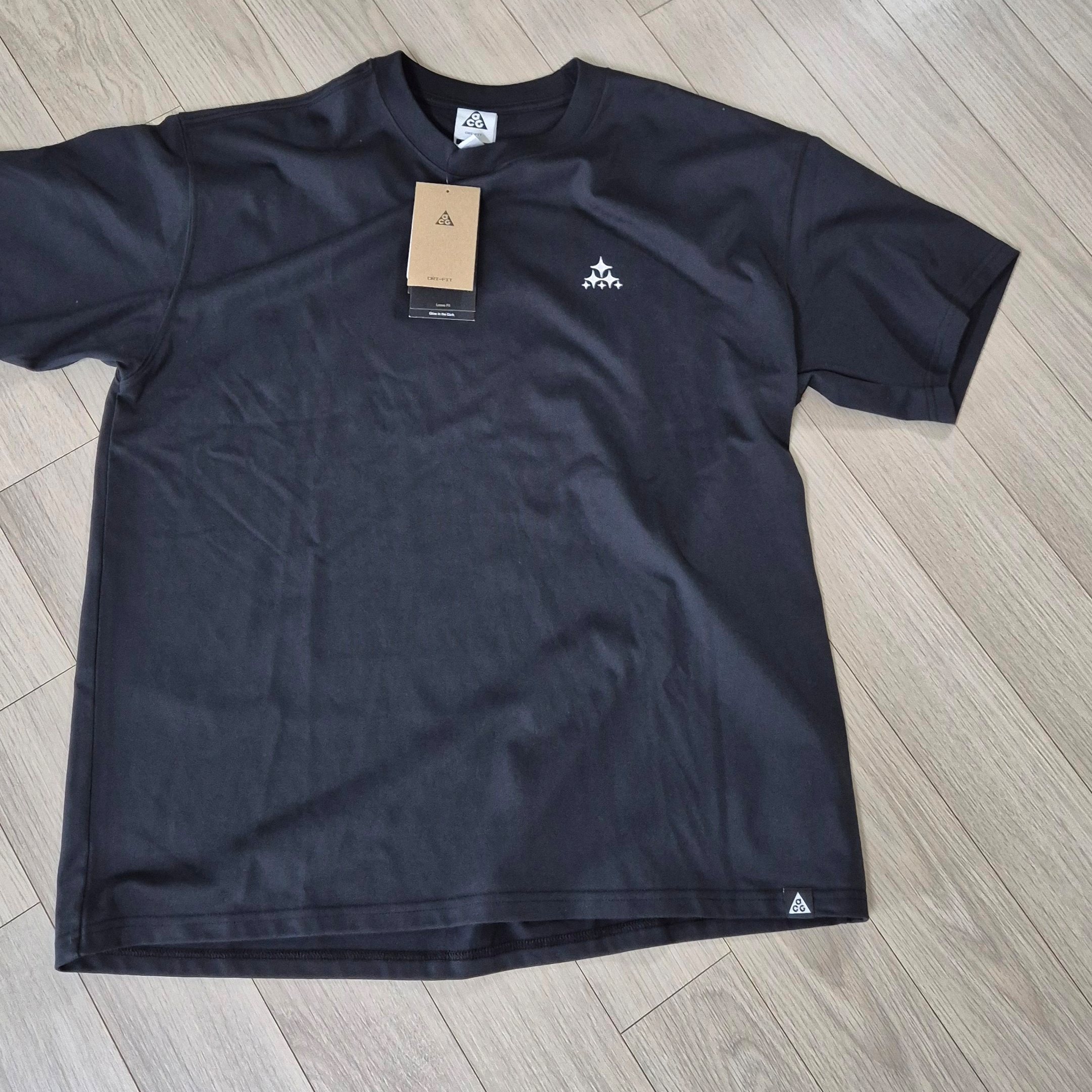 Nike ACG Mystery Lights T-Shirt Black - Asia 착용 스타일 - 1