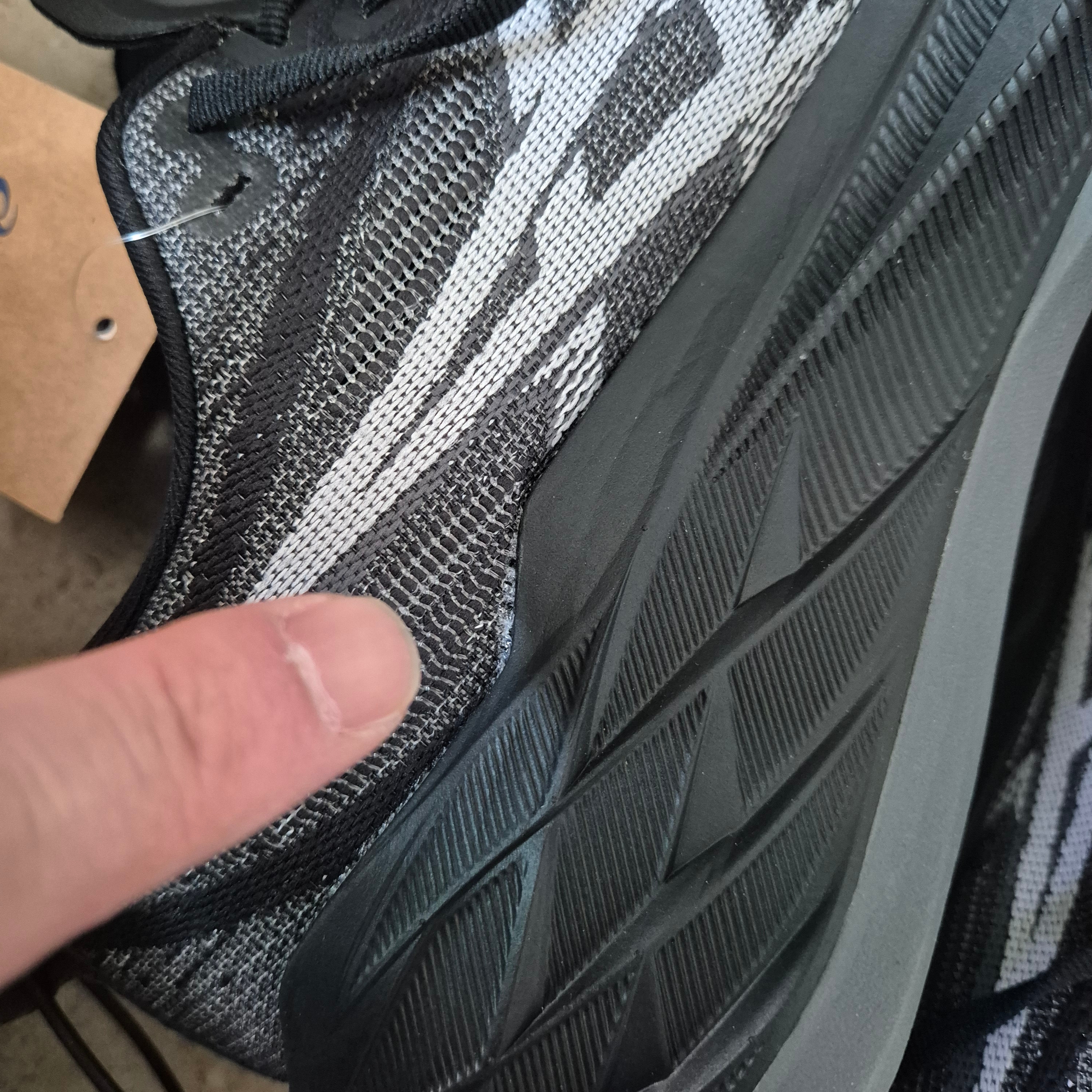 Asics Superblast 2 Black White 착용 스타일 - 4