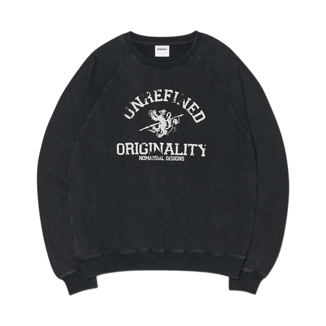 노매뉴얼 언리파인 엠블럼 레글런 스웻셔츠 워시드 블랙(NOMANUAL Unrefined Emblem Raglan Sweatshirt Washed Black) - 1