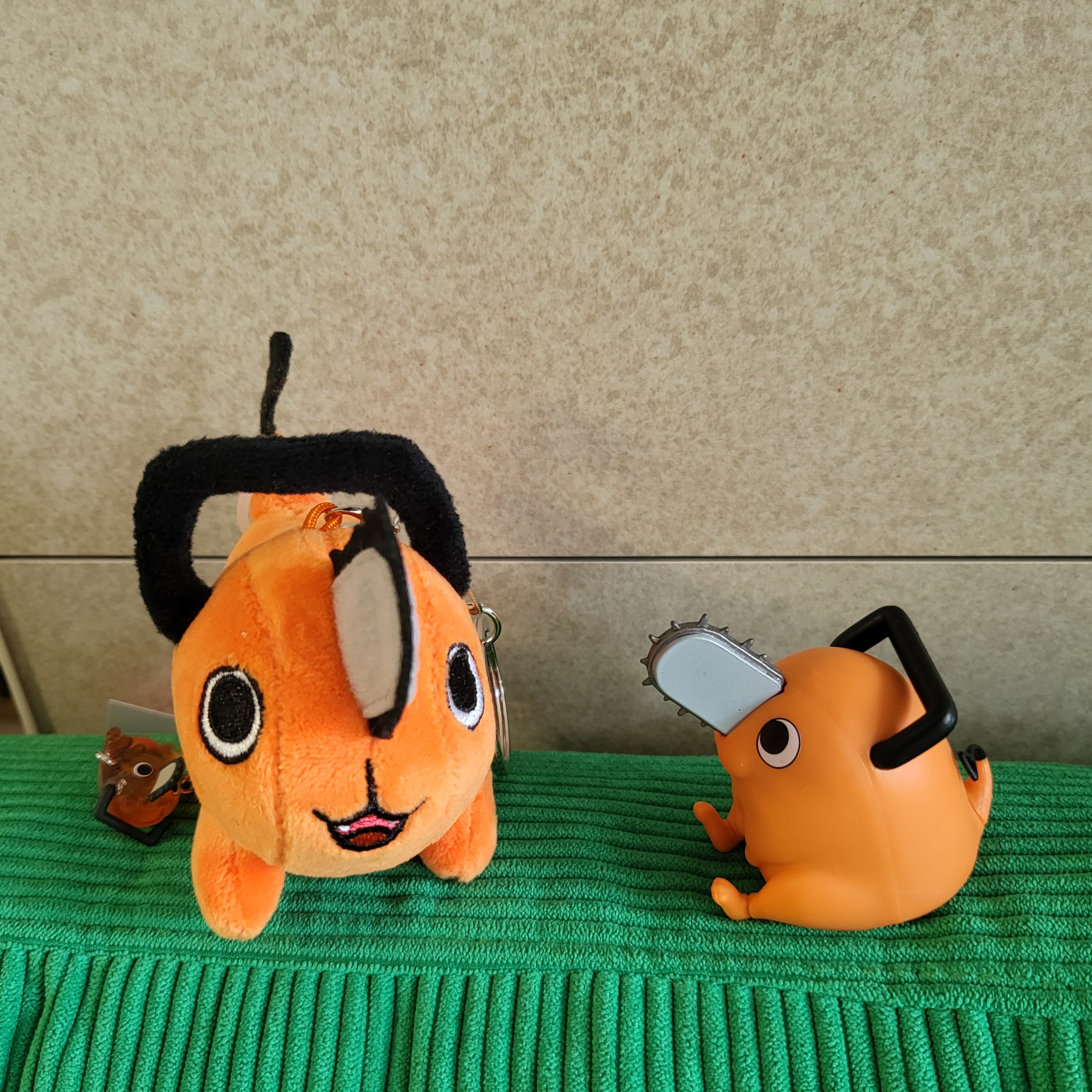 Dream C&C Chainsaw Man Pochita Keyring 8cm 착용 스타일 - 2