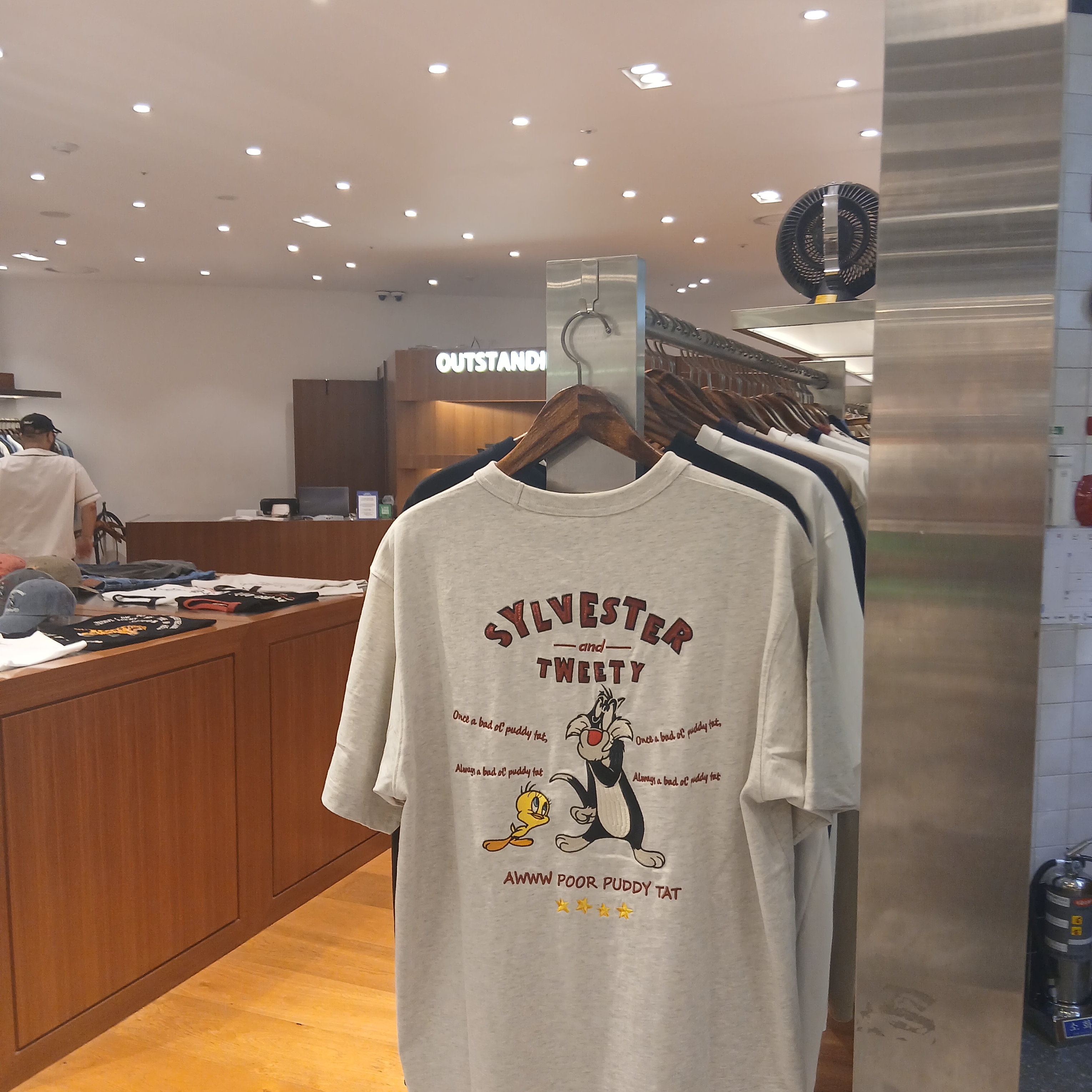 Human Made Graphic T-Shirt White, Human Made Graphic T-Shirt Black 착용 스타일 - 6