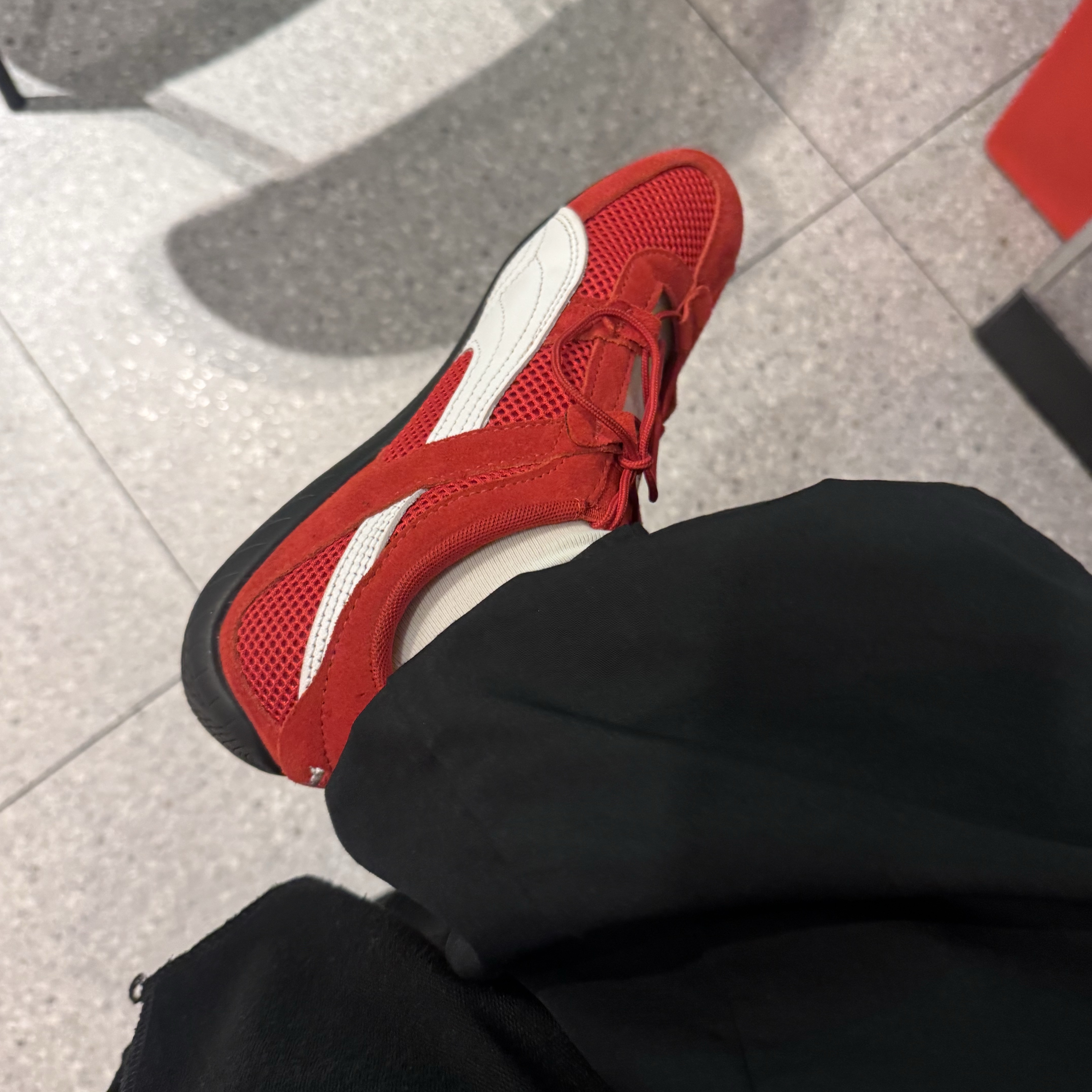 (W) Puma Speedcat Go For All Time Red Puma White 착용 스타일 - 1