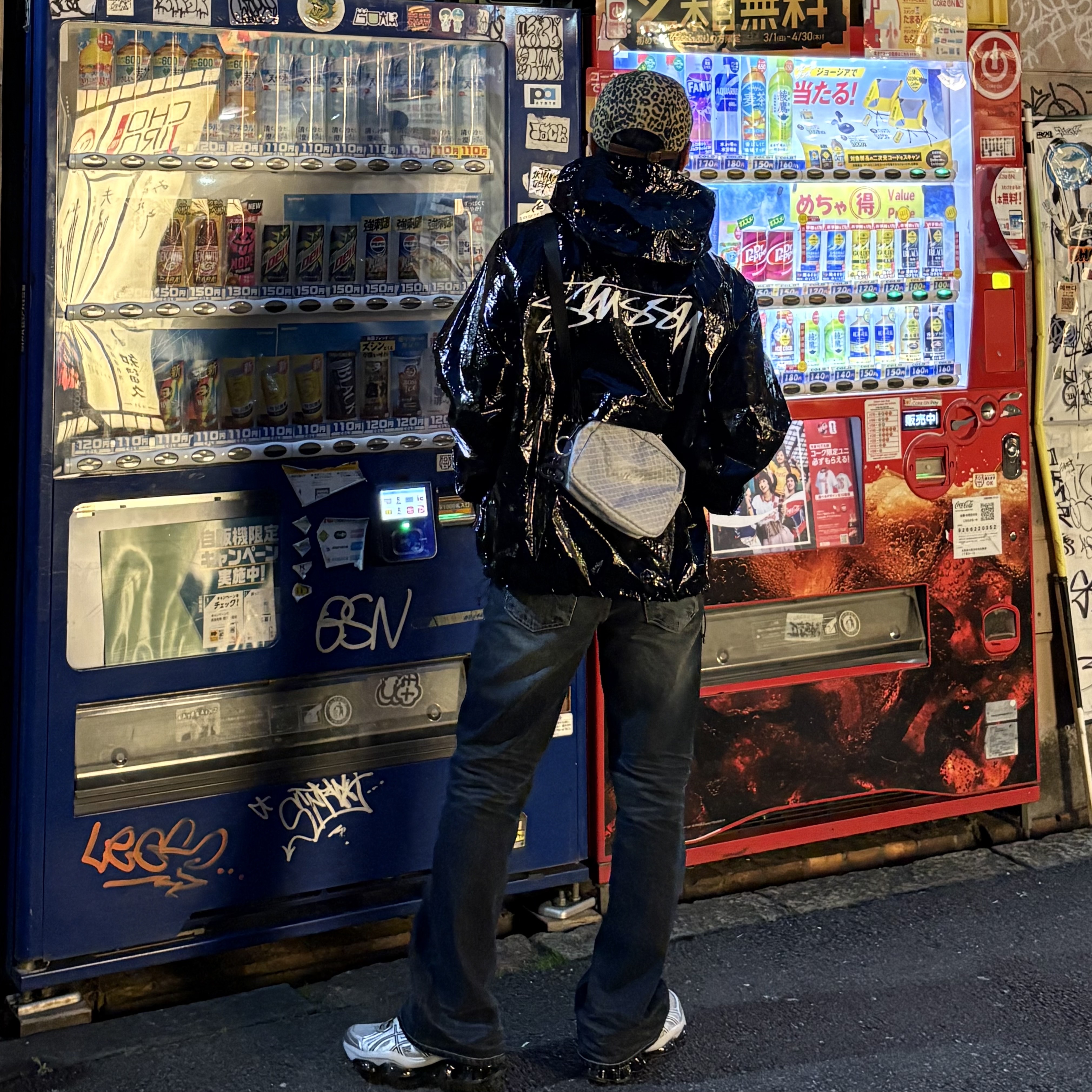 Supreme Washed Chino Twill Camp Cap Leopard - 23FW, Gentle Monster x Maison Margiela MM206 Black Gray 착용 스타일 - 2