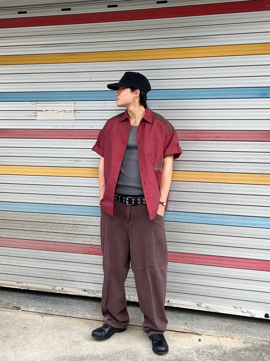 MAINBOOTH Patchwork Roll-up Shirt Red 착용 스타일 - 1