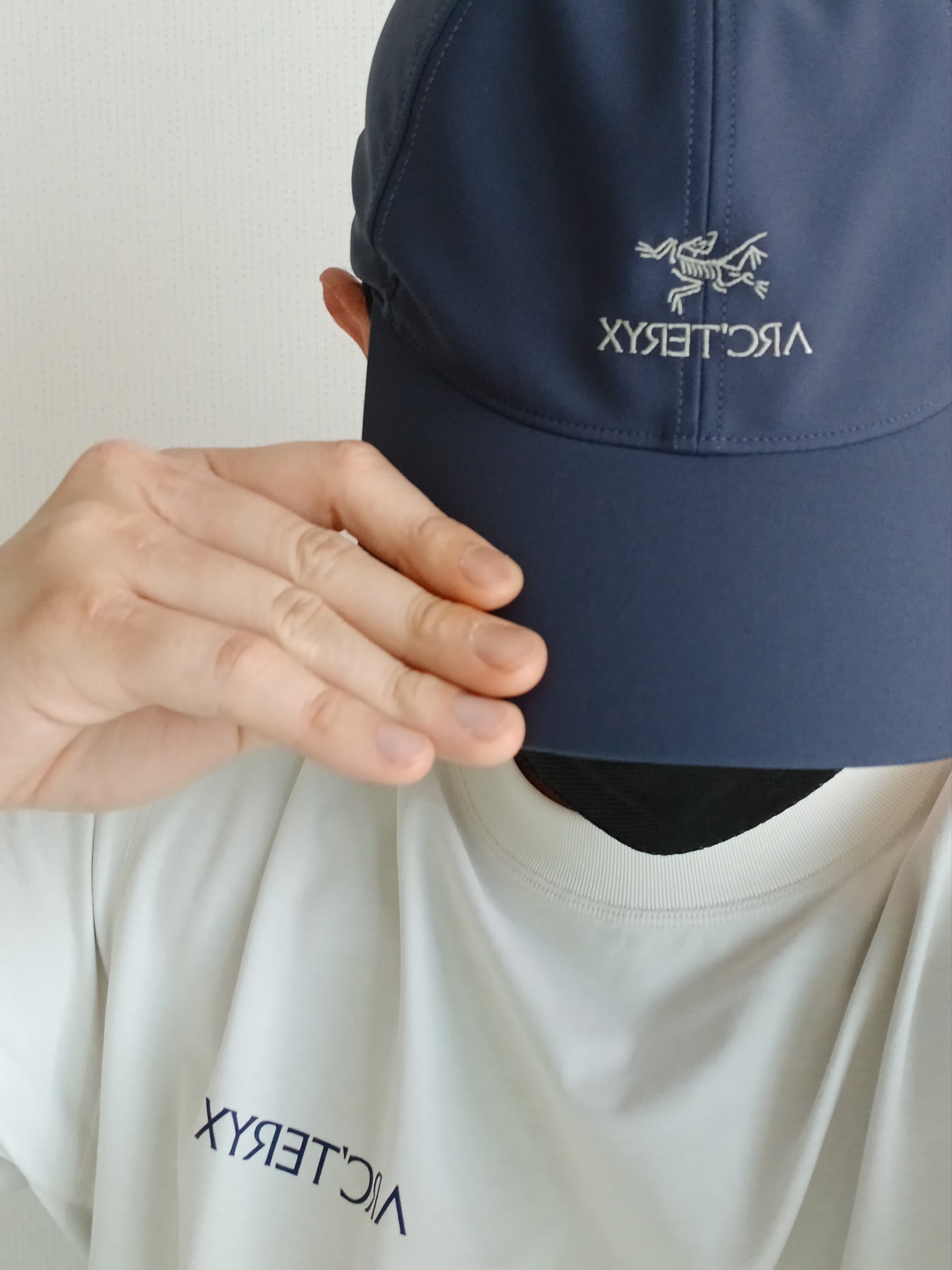 Arc'teryx Envoy Grand Wall SS T-Shirt Sea Salt, Arc'teryx Gamma Quick Dry Shorts 9 Inch Habitat 착용 스타일 - 4