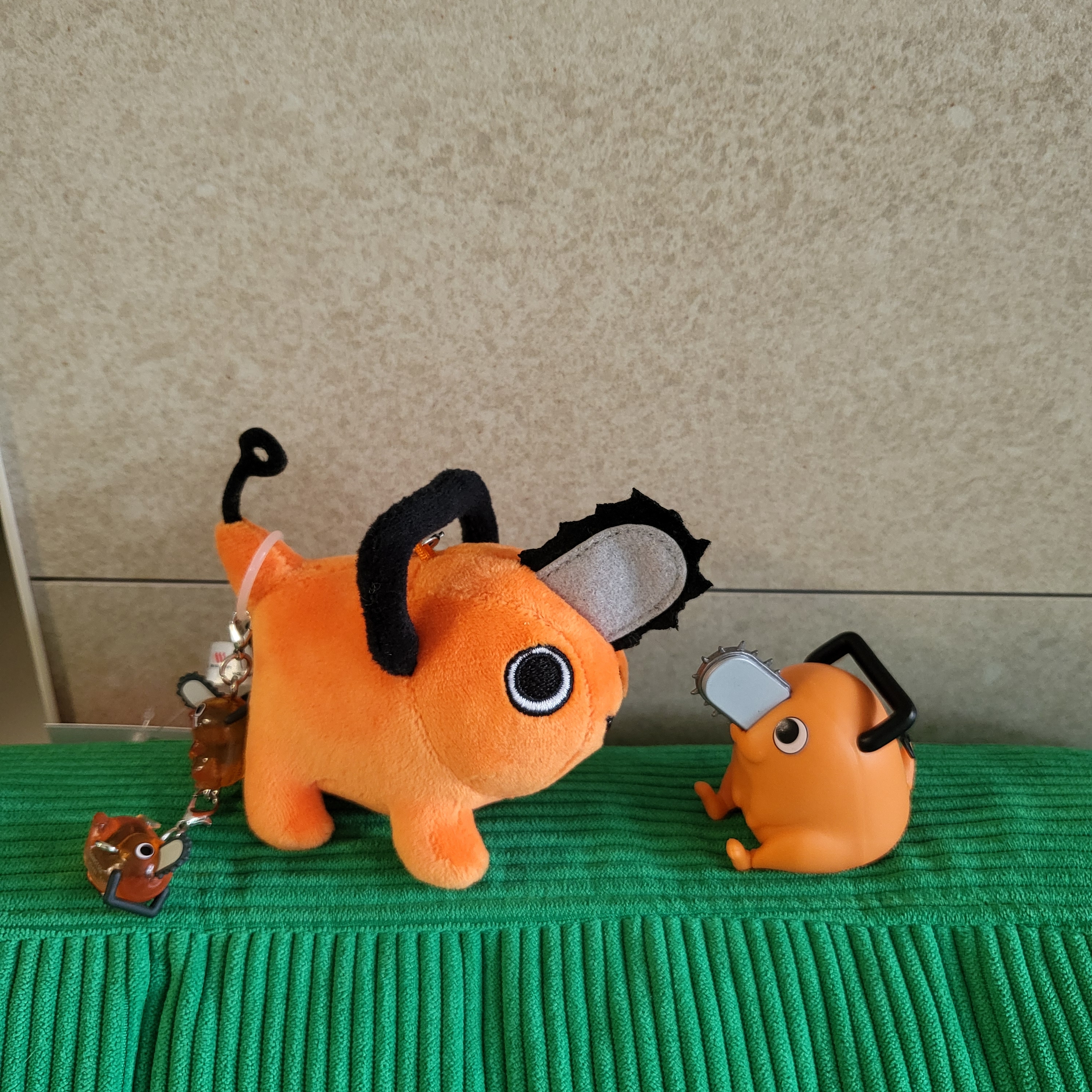 Dream C&C Chainsaw Man Pochita Keyring 8cm 착용 스타일 - 1