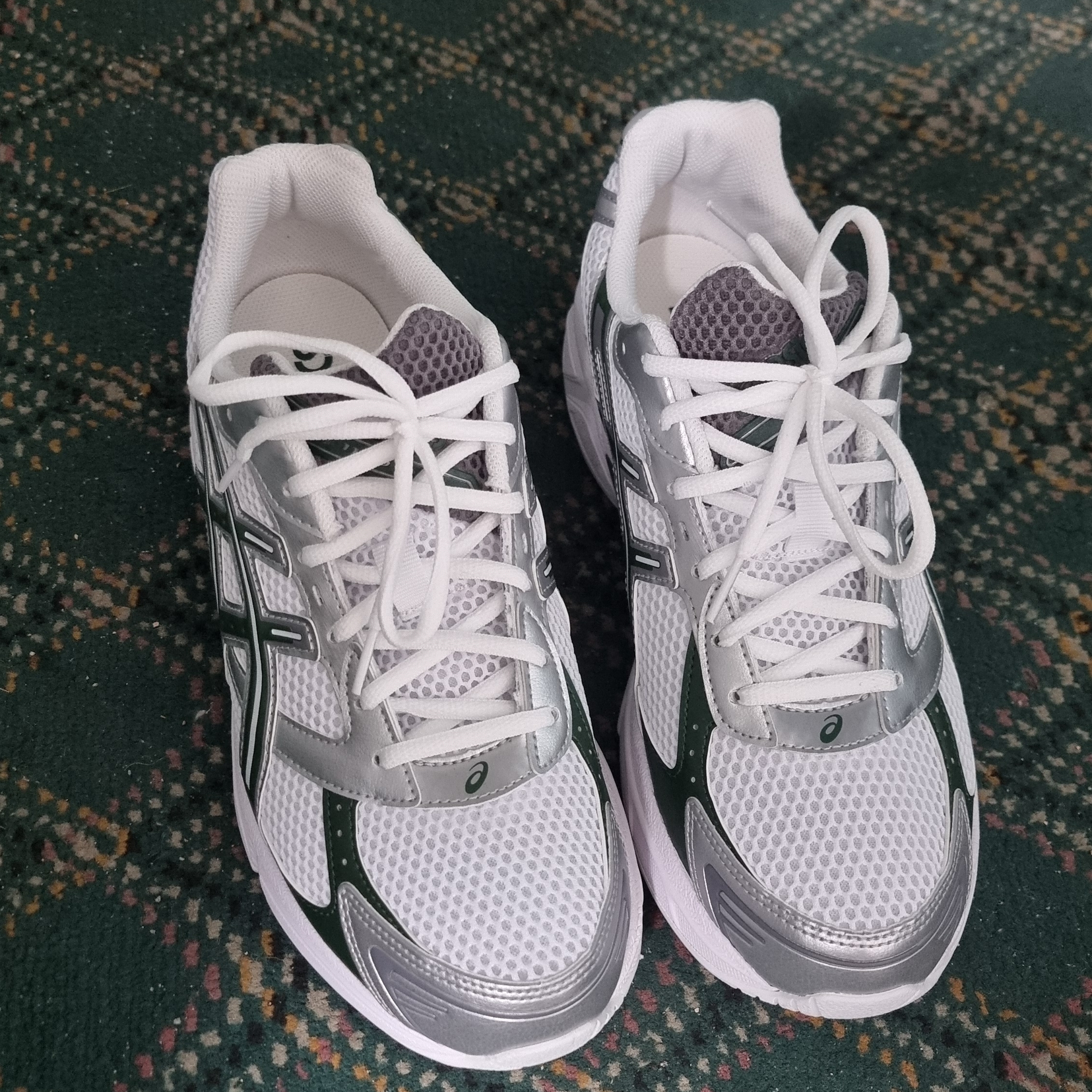 Asics Gel-1130 White Forest Night 착용 스타일 - 1