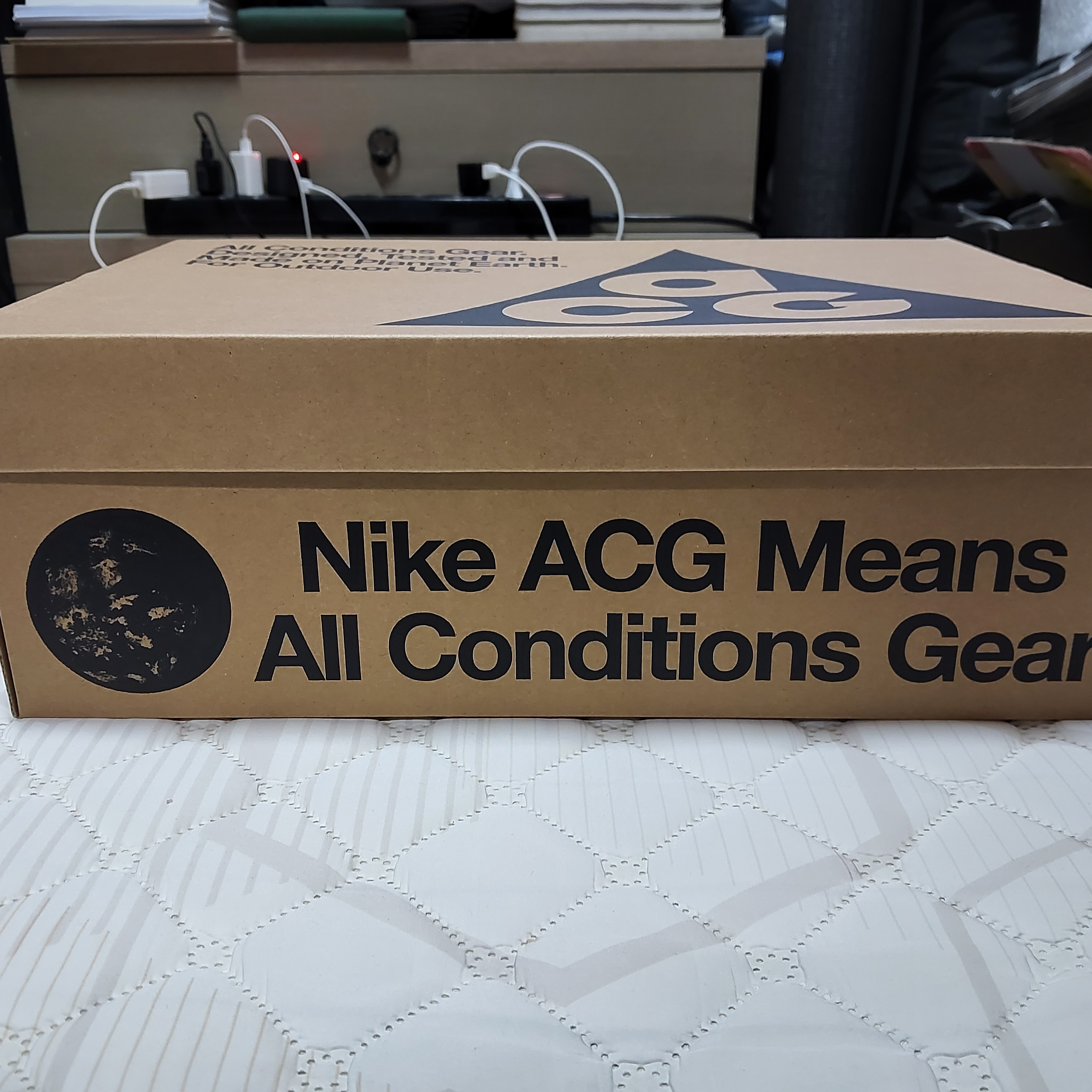 Nike ACG Mountain Fly Low Canyon Purple 착용 스타일 - 10