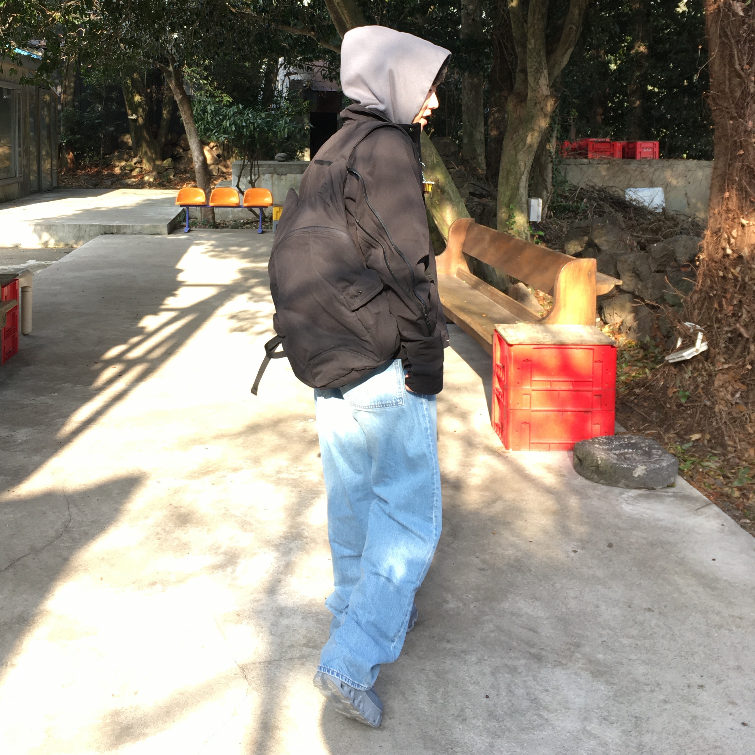 Sansan Gear Ellipse Backpack Black, Sansan Gear Affine Curve Jacket Black_26SS 착용 스타일