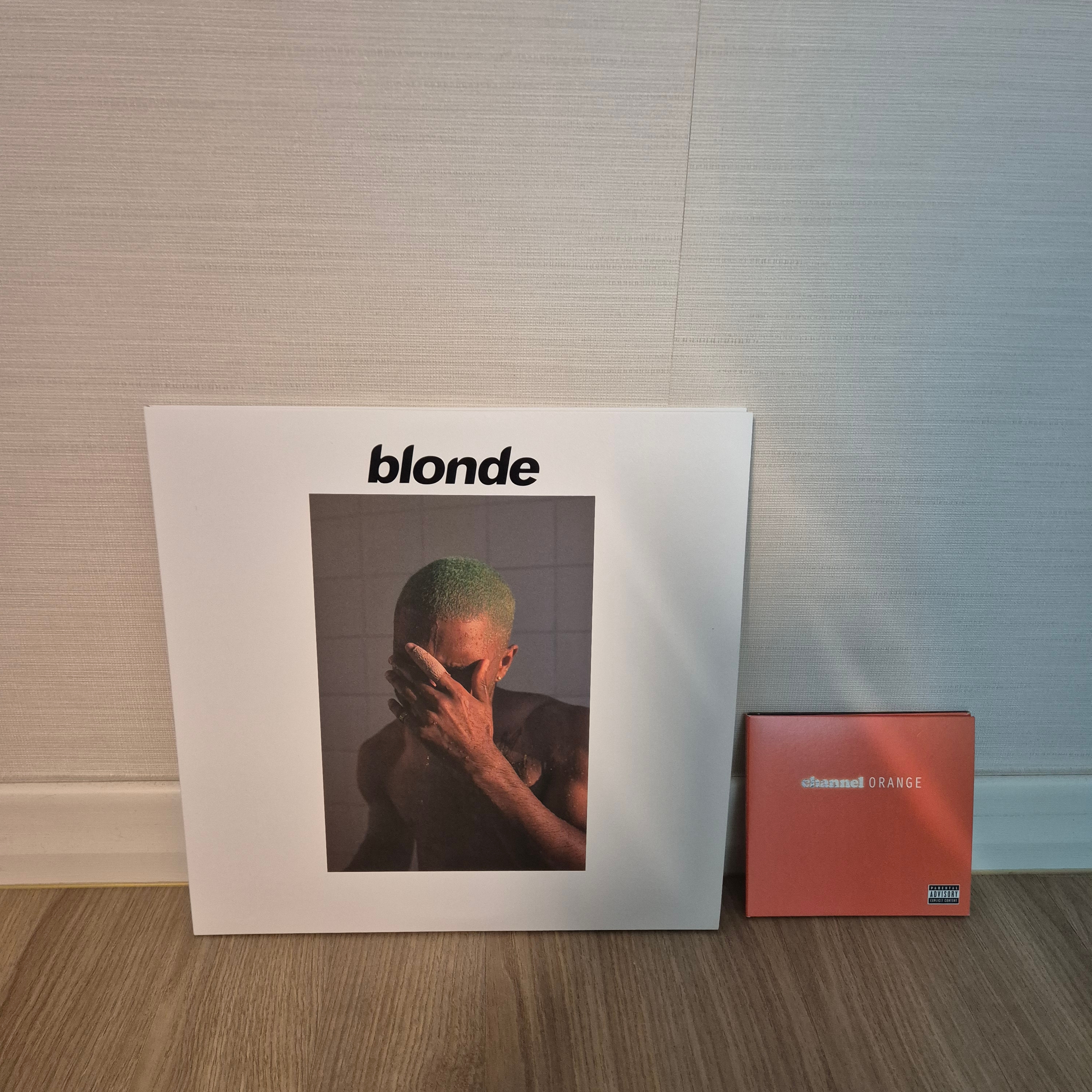 Frank Ocean Blonde Black (2LP) 착용 스타일