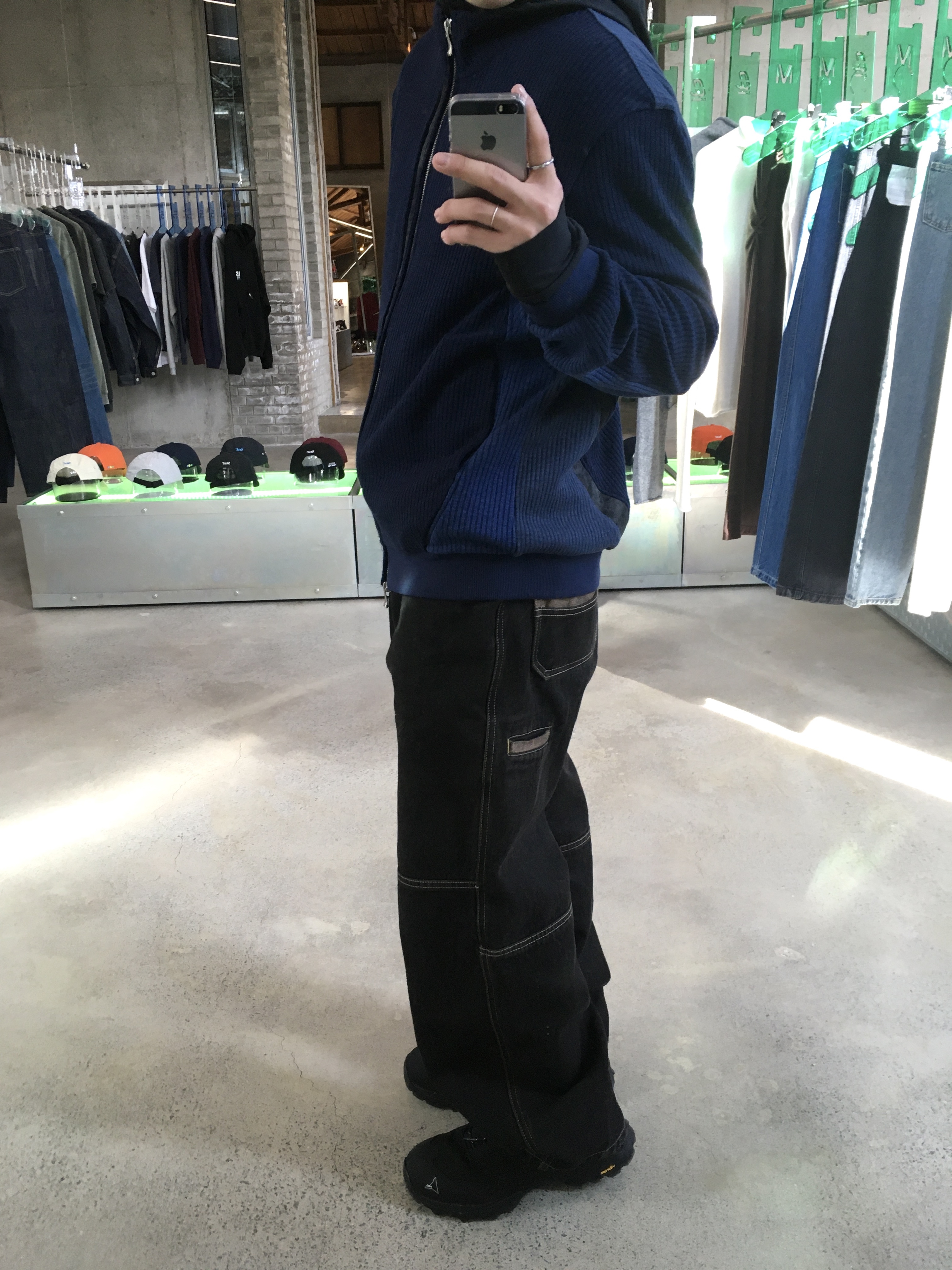 Xlim EP.9 01 Jersey Blue Deep Blue, Roa Hiking Katharina Black 착용 스타일 - 2