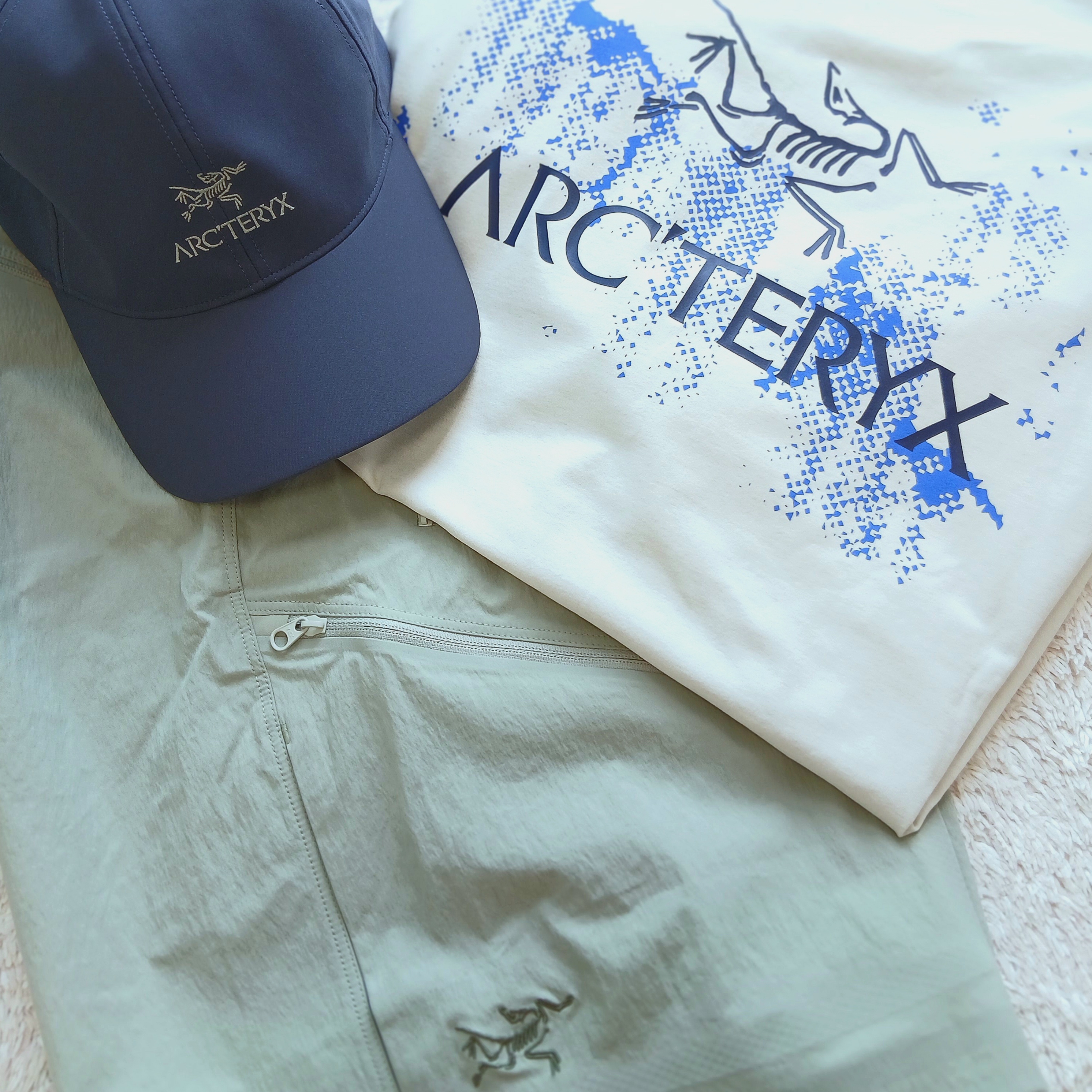 Arc'teryx Bird Word Cap Dk Stratus Habitat, Arc'teryx Gamma Quick Dry Shorts 9 Inch Habitat 착용 스타일 - 2