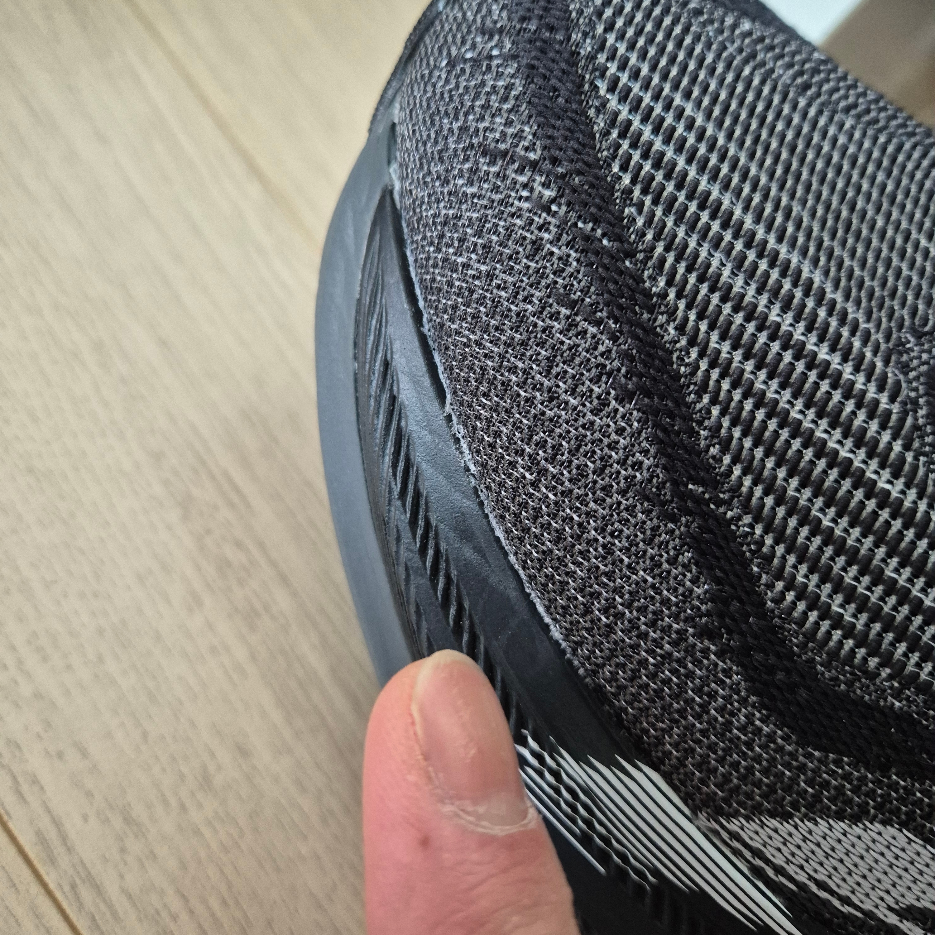 Asics Superblast 2 Black White 착용 스타일 - 3