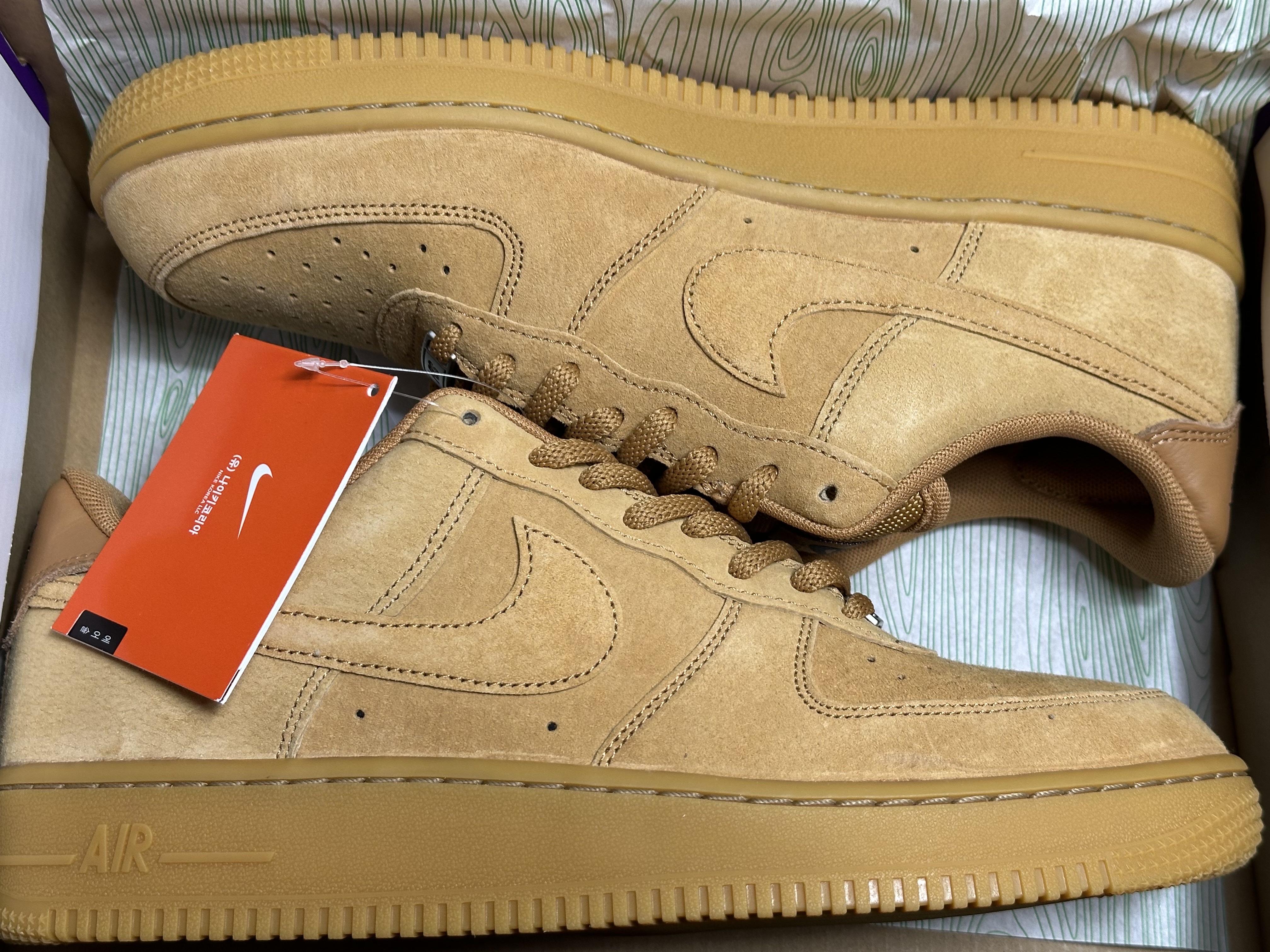 Nike SB Air Force 1 Low Flax and Black 착용 스타일 - 1