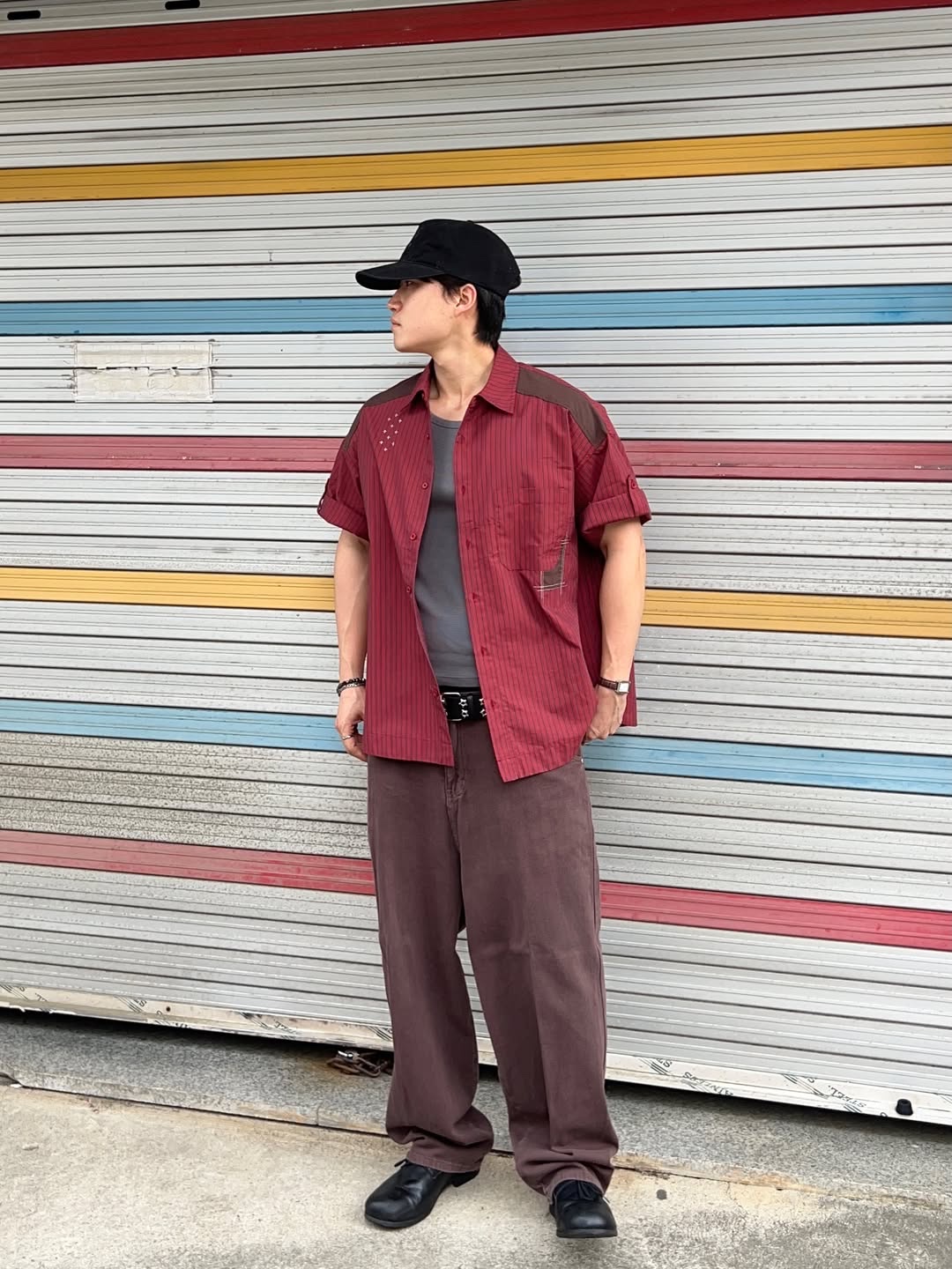 MAINBOOTH Patchwork Roll-up Shirt Red 착용 스타일 - 2