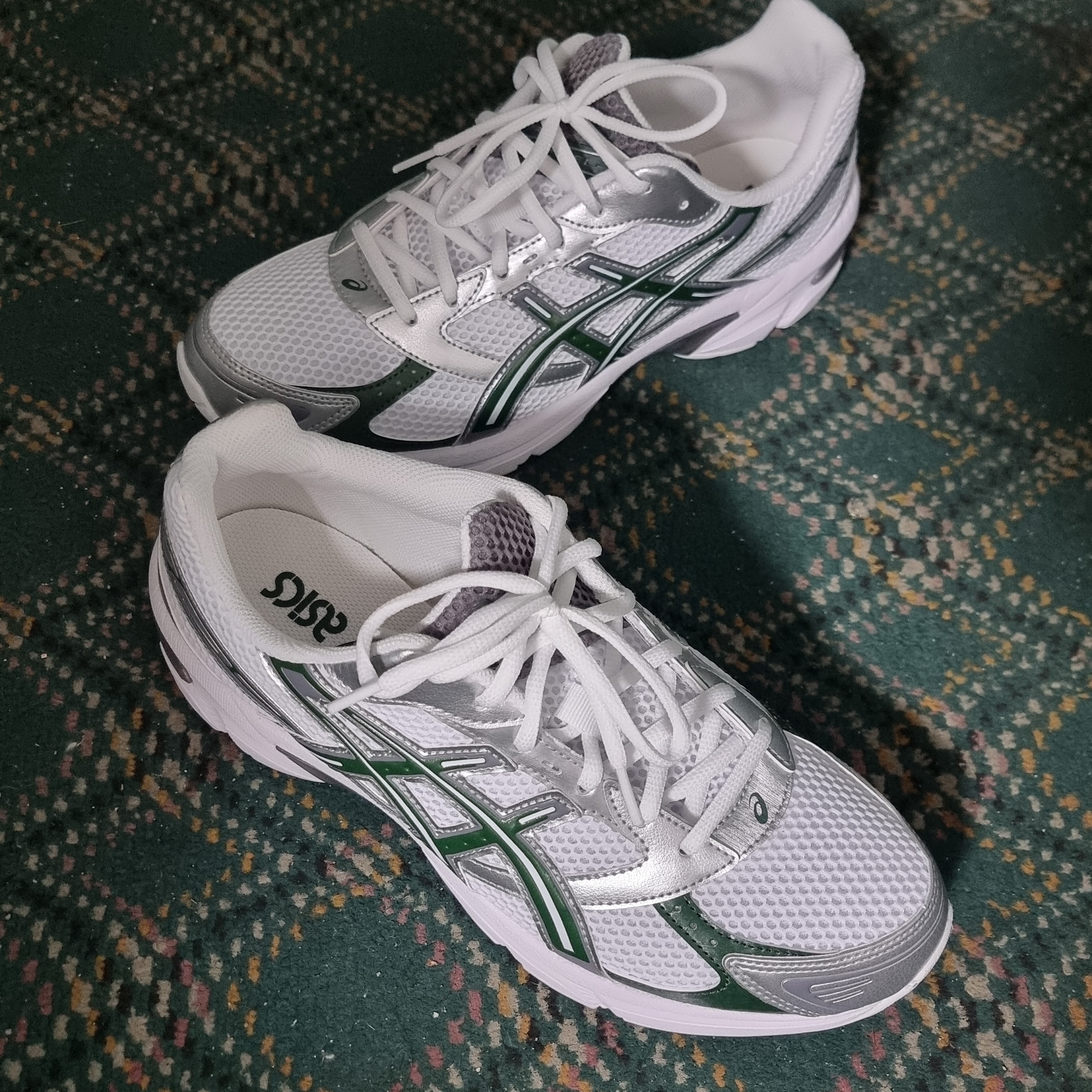 Asics Gel-1130 White Forest Night 착용 스타일 - 2