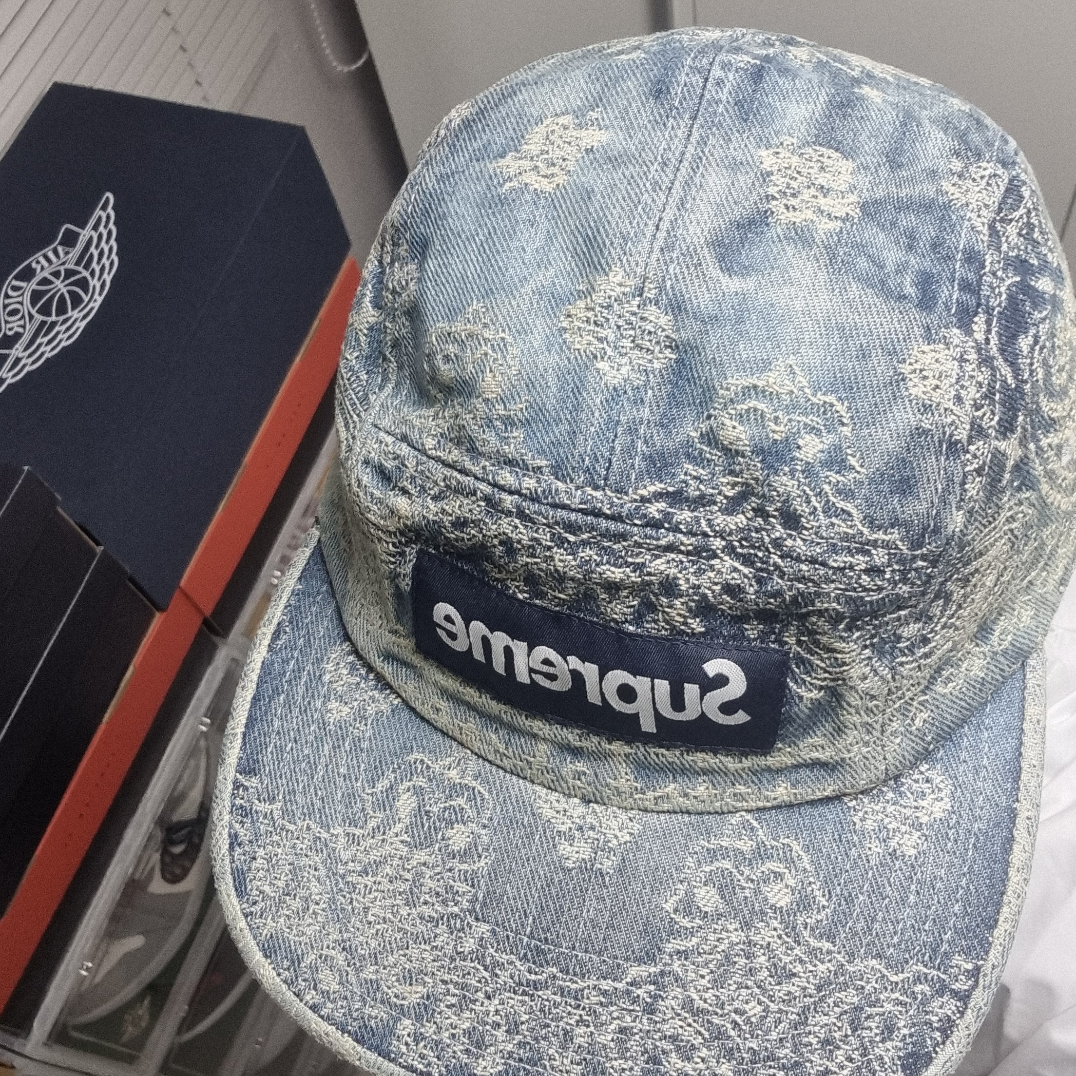Supreme Bandana Jacquard Denim Camp Cap Blue - 25SS 착용 스타일 - 4