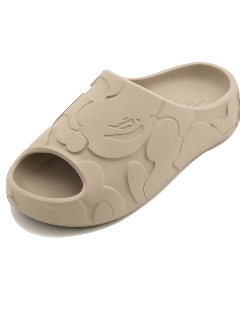 BAPE Slide #1 Black, BAPE Slide #1 Beige 착용 스타일 - 2
