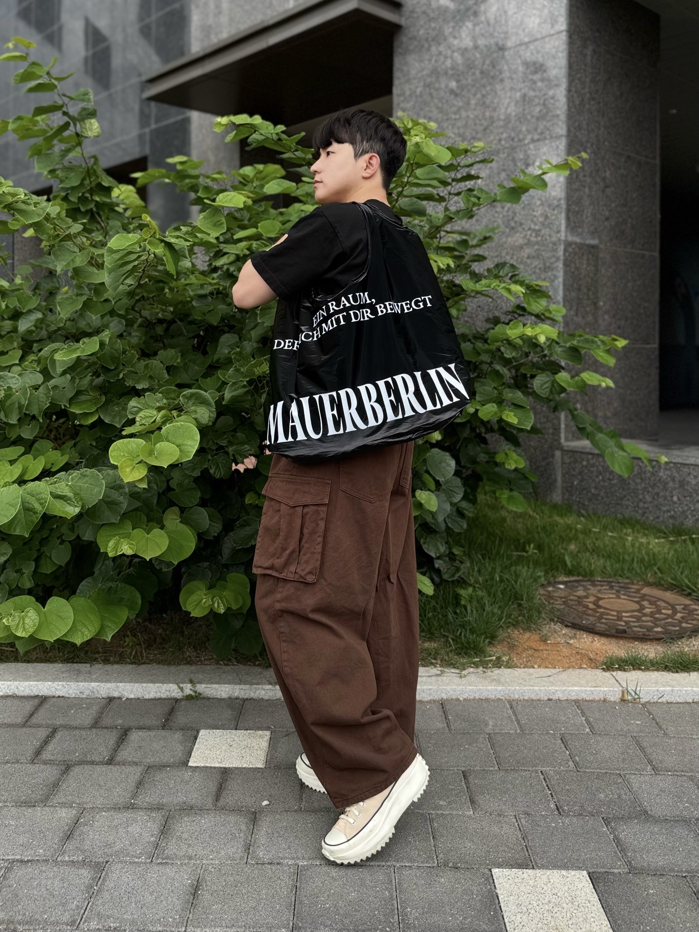 Converse Run Star Hike Hi Tri-Panel Farro 착용 스타일 - 1