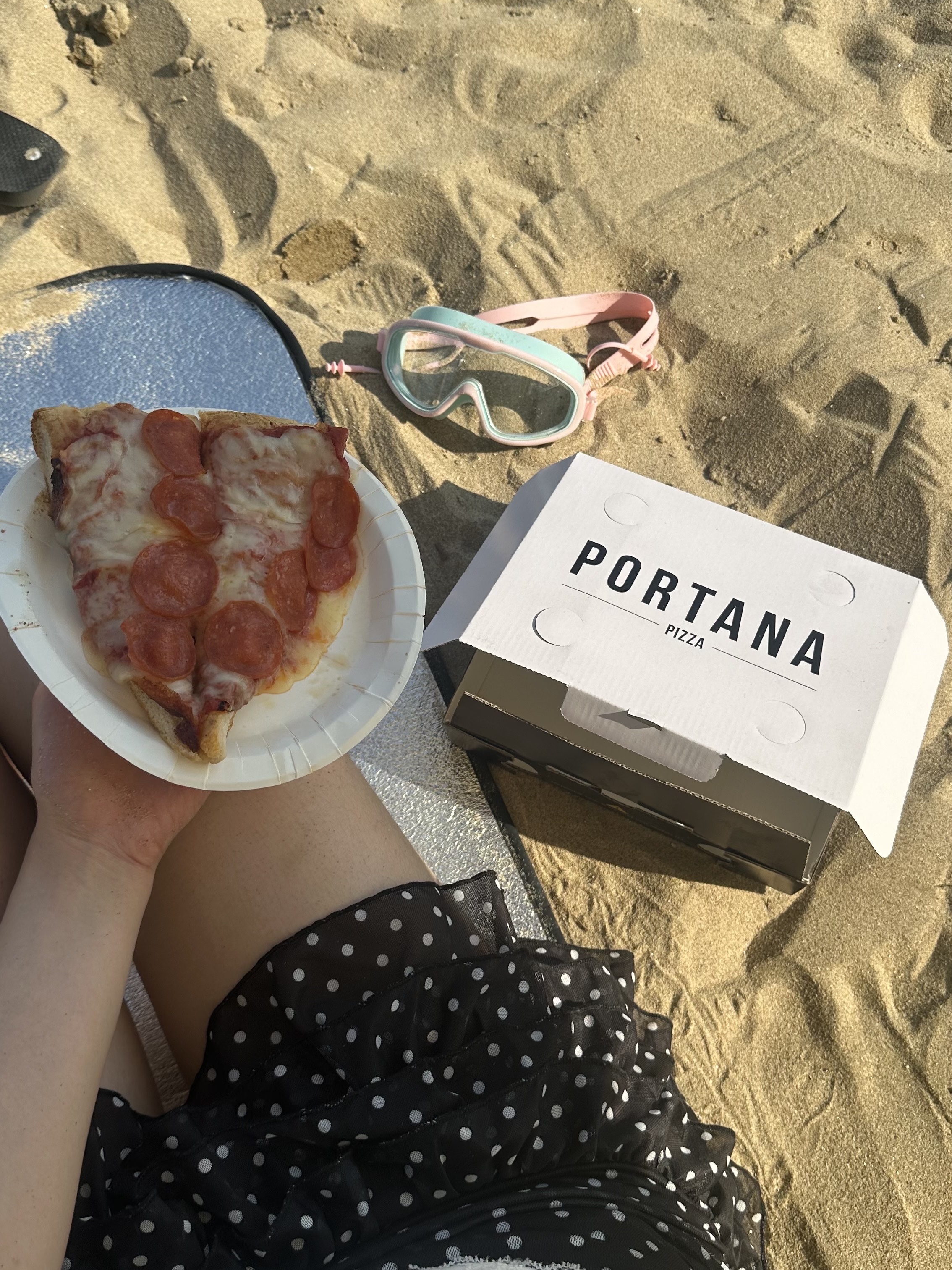 (W) Zara x Havaianas Sandals Cream White 착용 스타일 - 2