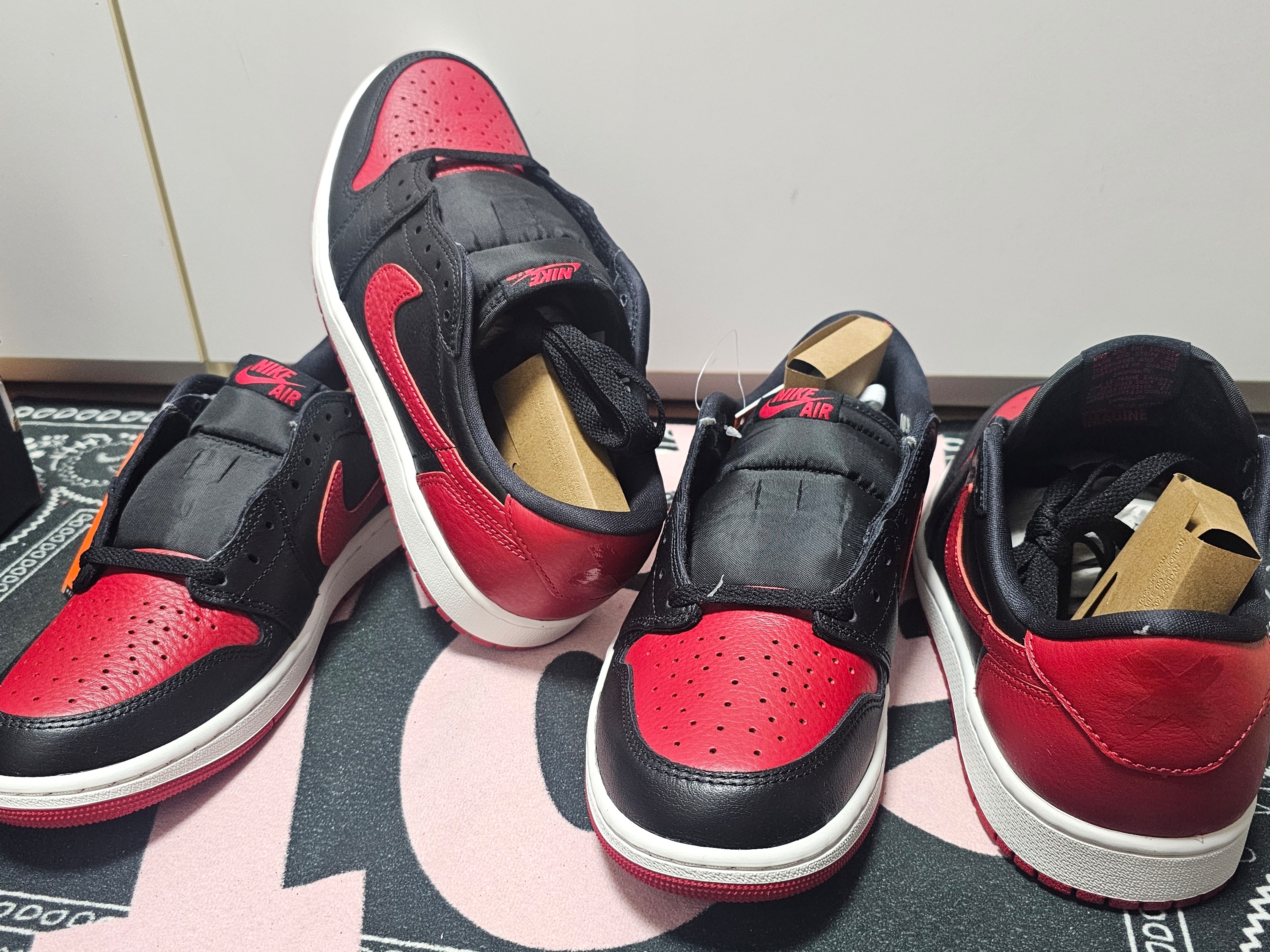 Jordan 1 Retro Low OG Banned 2026 착용 스타일
