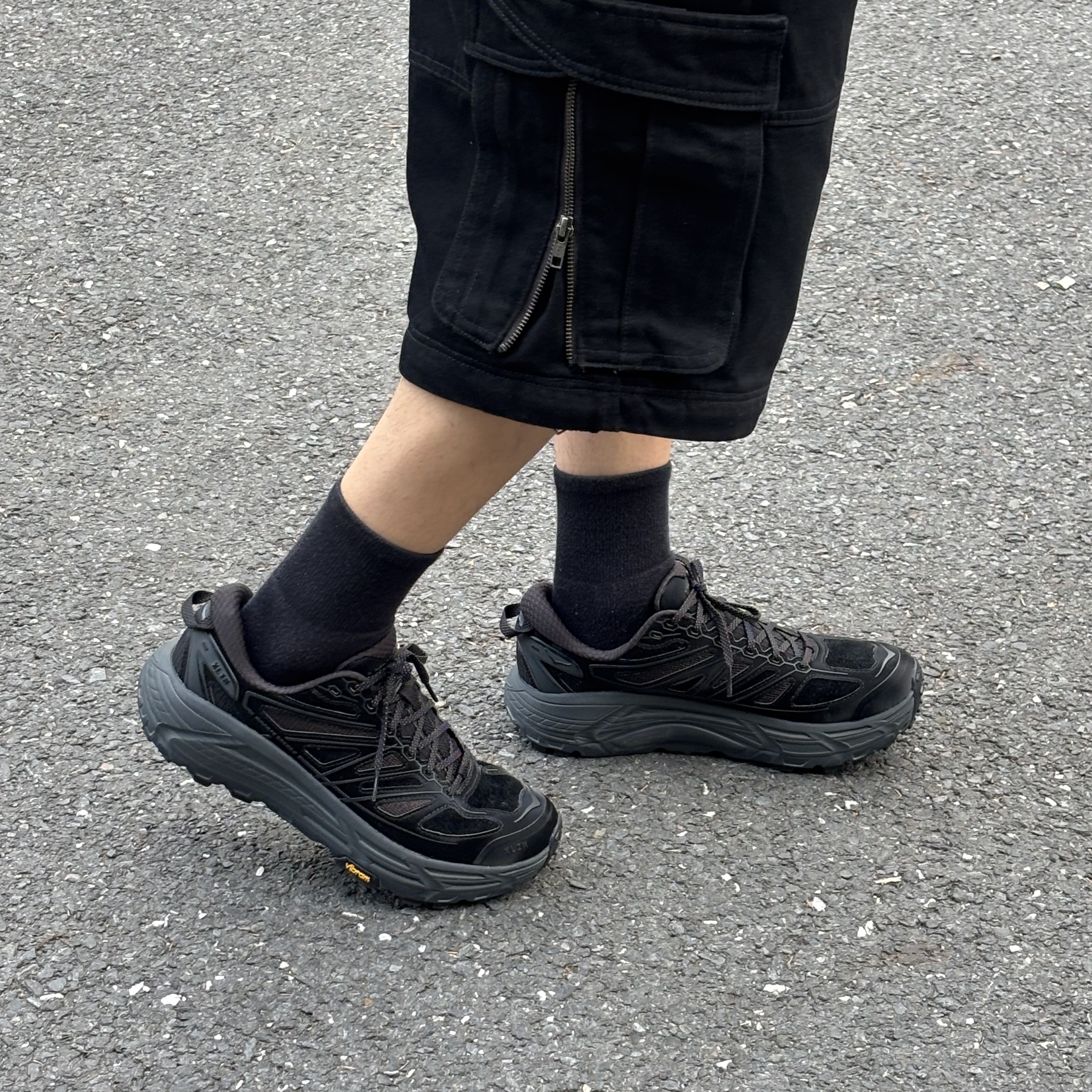 Hoka x Xlim Mafate Speed 2 TS Black Charcoal 착용 스타일