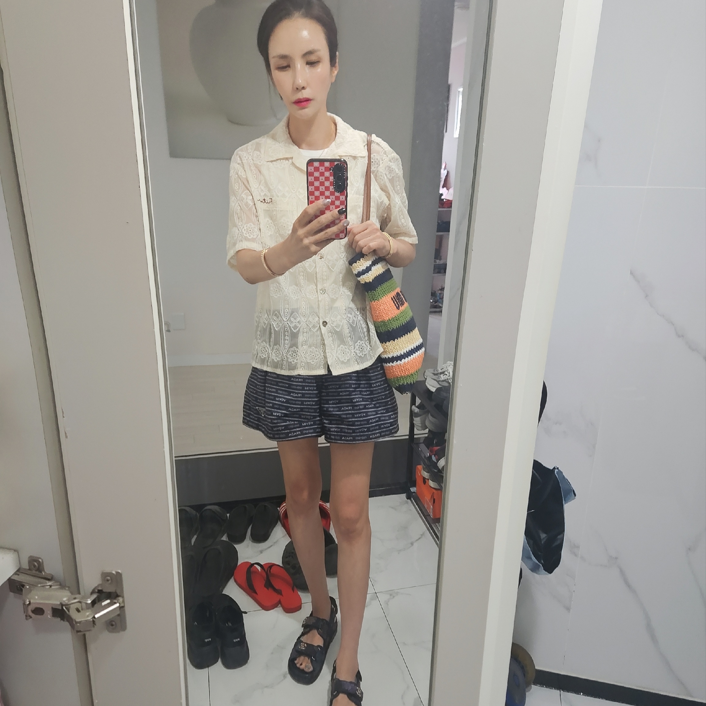 Fritur The Needle Shirt White, (W) Prada Nylon Shorts Blue White 착용 스타일 - 2