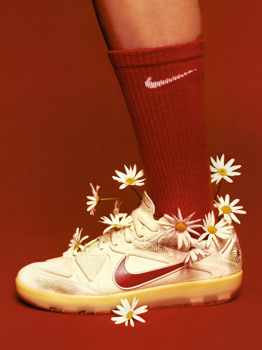 Nike x Peaceminusone Cryoshot CTR360 Natural and University Red, Nike x Peaceminusone Korea Anthem Jacket Black (IH1622-010) (Non Marking Ver.) μ°©μ© μ€νμΌ - 2
