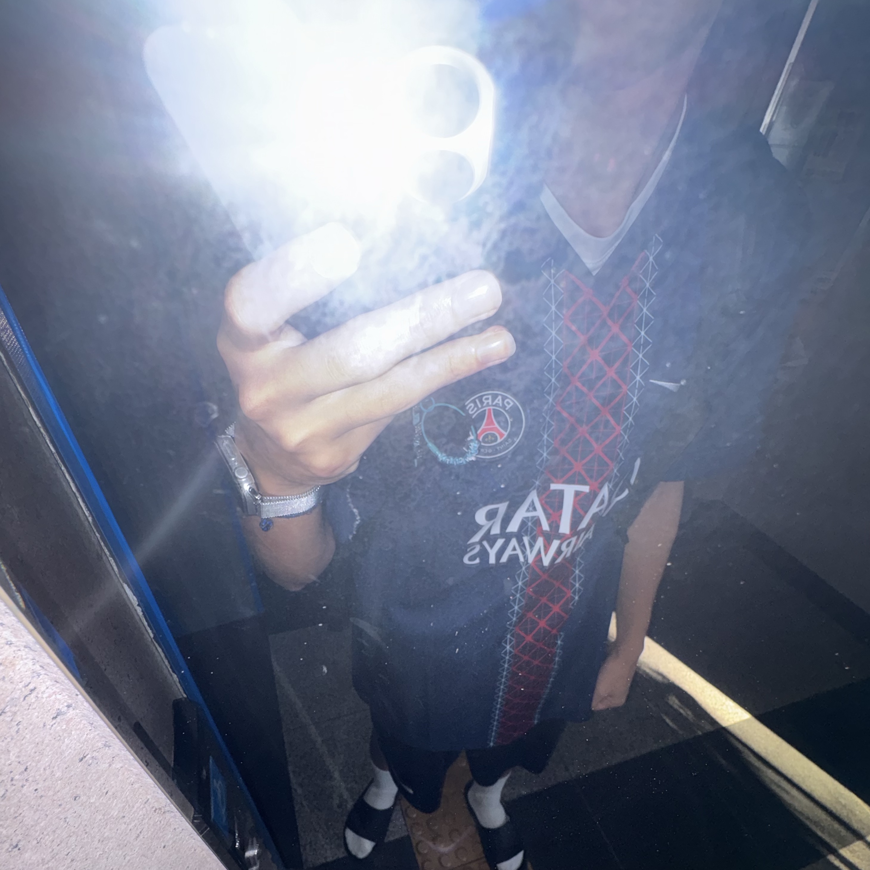 Nike Paris Saint-Germain 2025/26 Stadium Home Dri-Fit Soccer Replica Jersey Midnight Navy (Non Marking Ver.) 착용 스타일 - 1