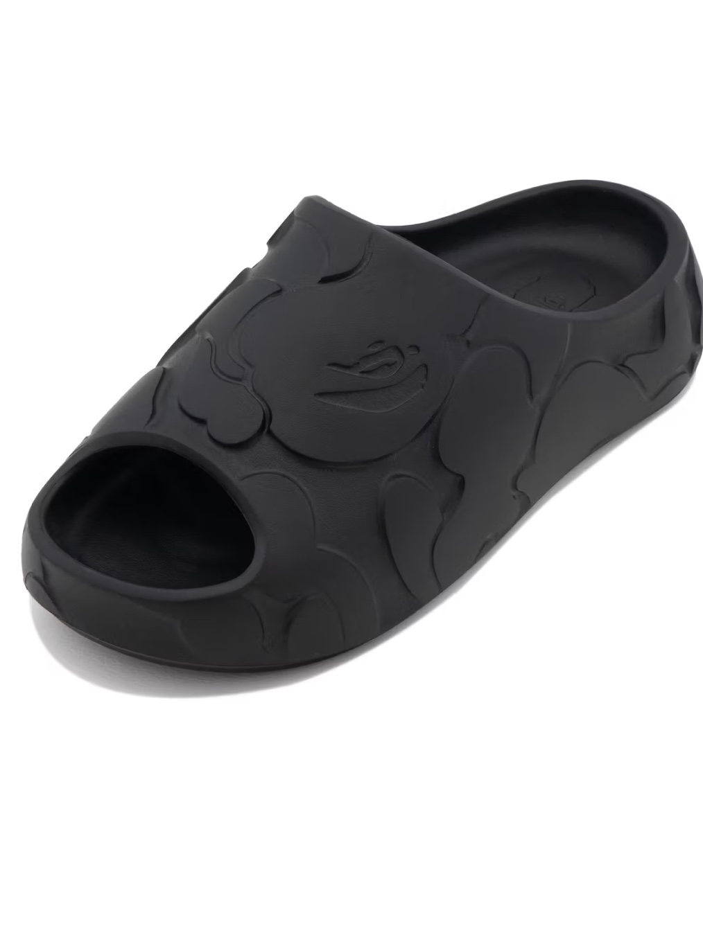 BAPE Slide #1 Black, BAPE Slide #1 Beige 착용 스타일 - 3