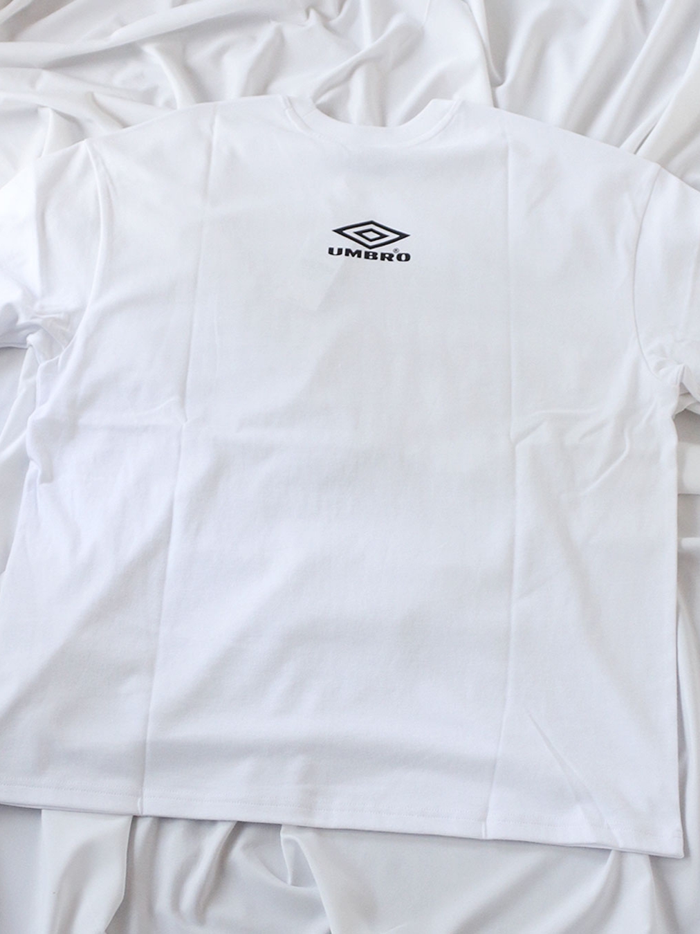 Atm X Umbro Big Letter Tee White 착용 스타일 - 2