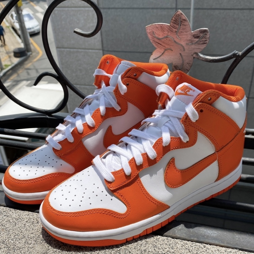 Nike Dunk High Retro Orange Blaze 착용 스타일