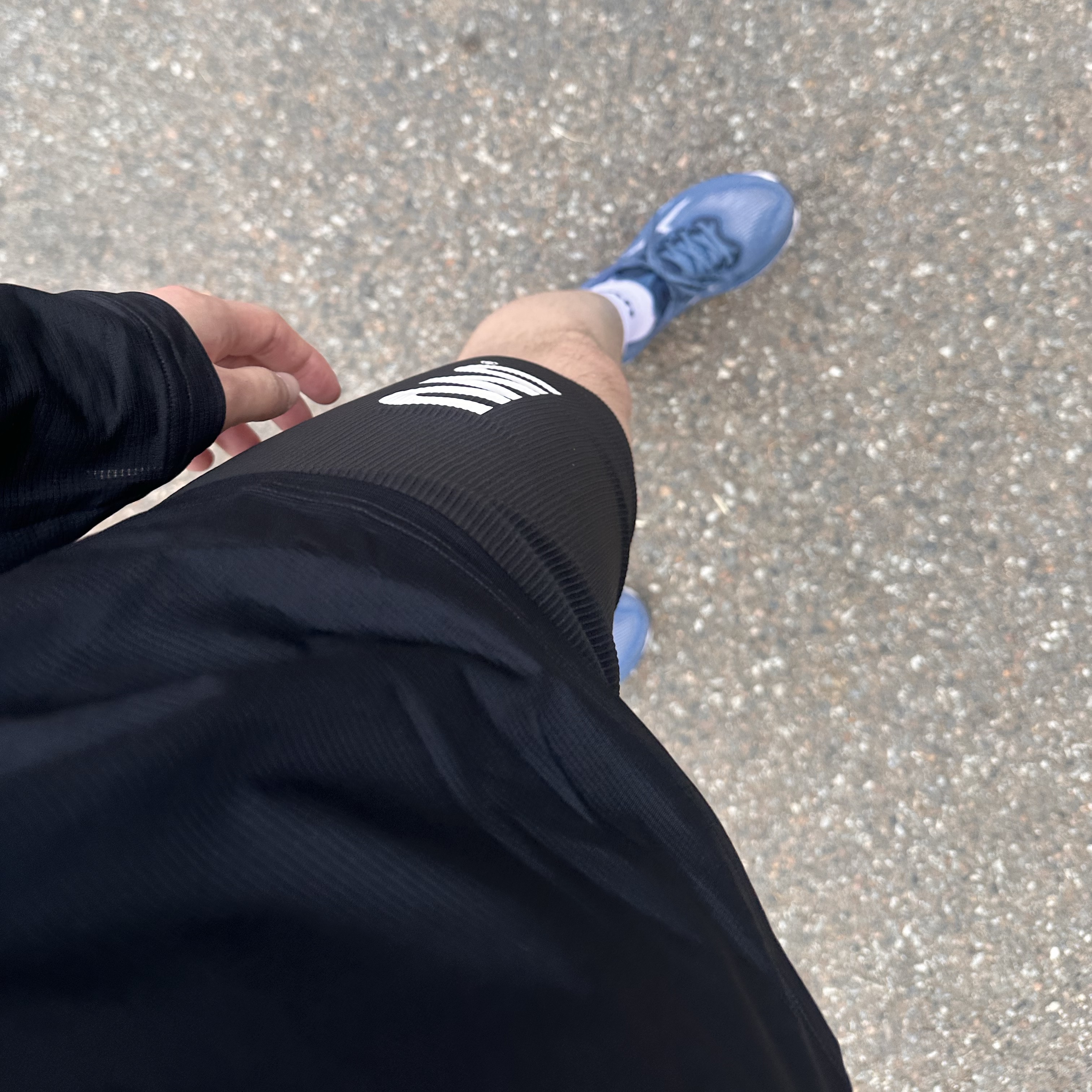 UVU Half Tight 2.0 Black, Asics Superblast 2 Winter Sea White 착용 스타일