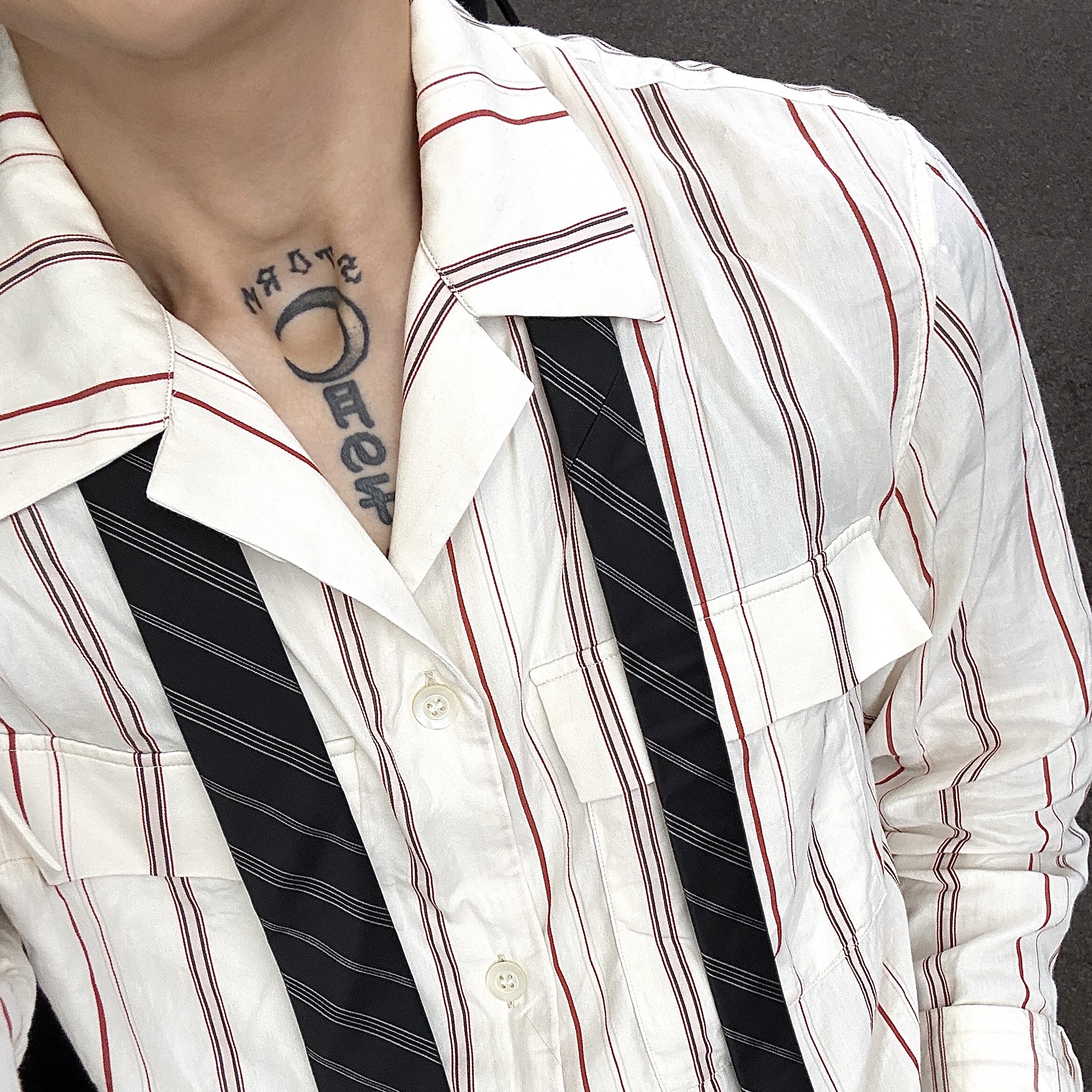 Saint Laurent Shirt In Silk Crepe Muslin Black 착용 스타일 - 3