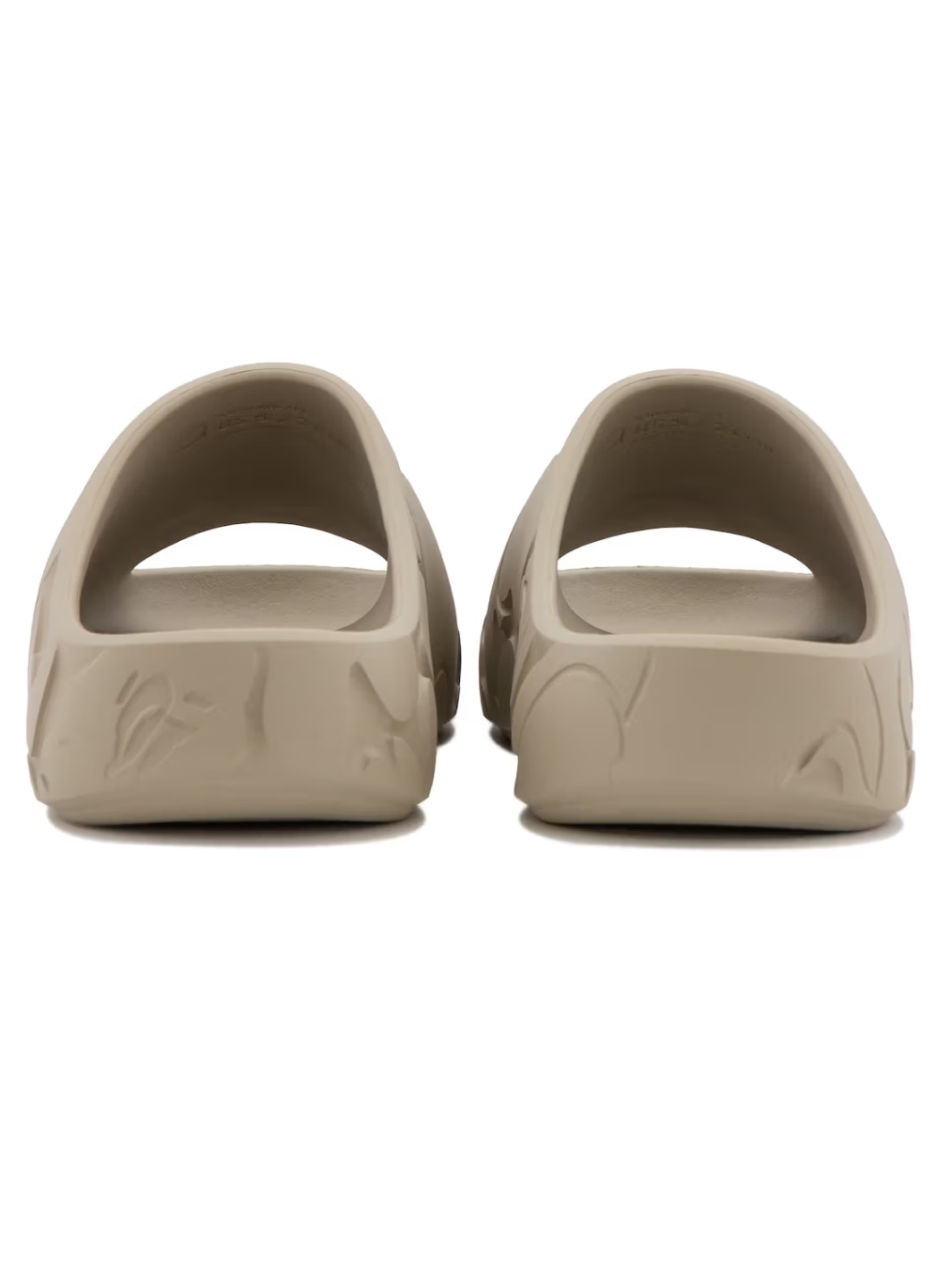 BAPE Slide #1 Black, BAPE Slide #1 Beige 착용 스타일 - 4