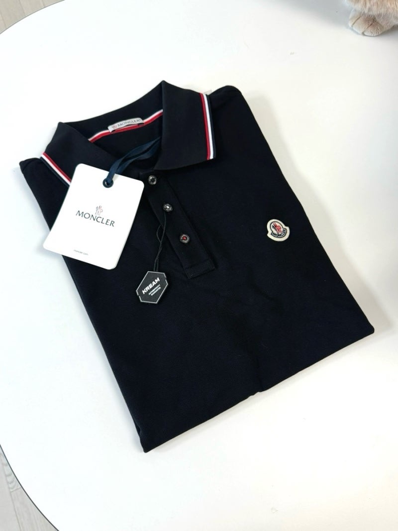 Moncler Logo Cotton Polo Shirt Black - 25FW 착용 스타일 - 2