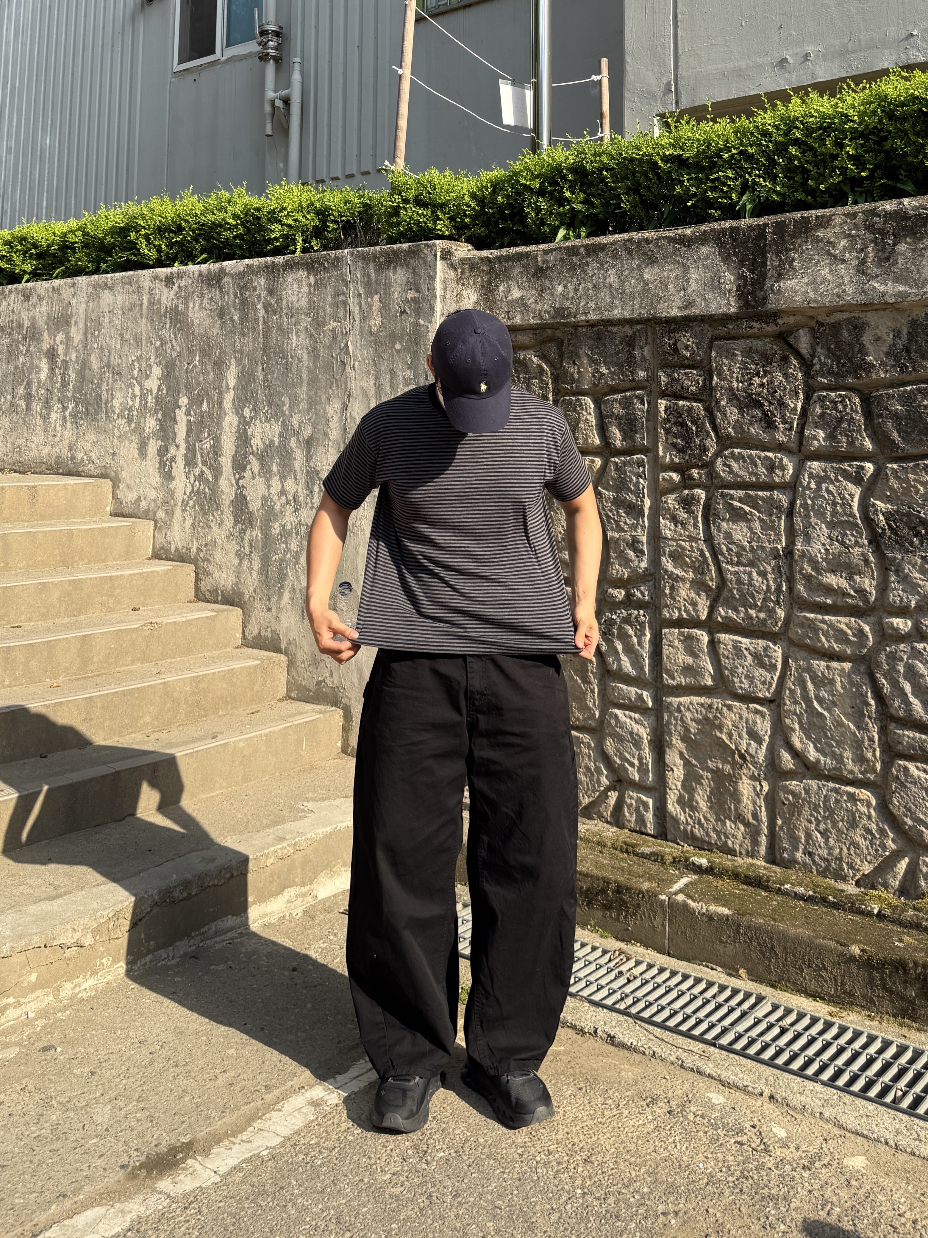 [10%적립] Polo Ralph Lauren Stretch Cotton Twill Ball Cap Navy - 26SS, On Running x Post Archive Faction (Paf) Cloudventure Peak All Black 착용 스타일 - 1