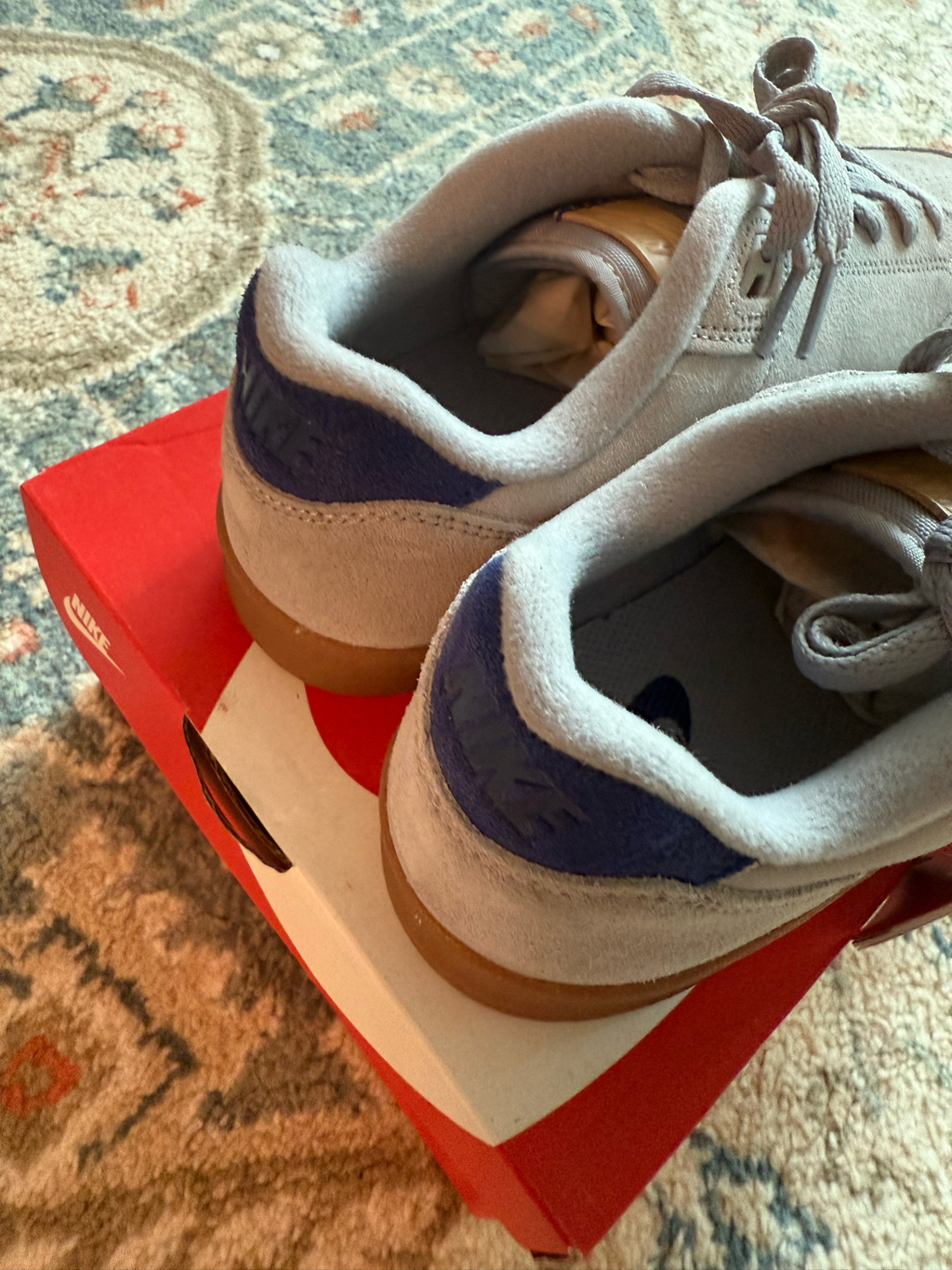 Nike Grandstand 2 Atmosphere Grey Gum Medium Brown 착용 스타일 - 5