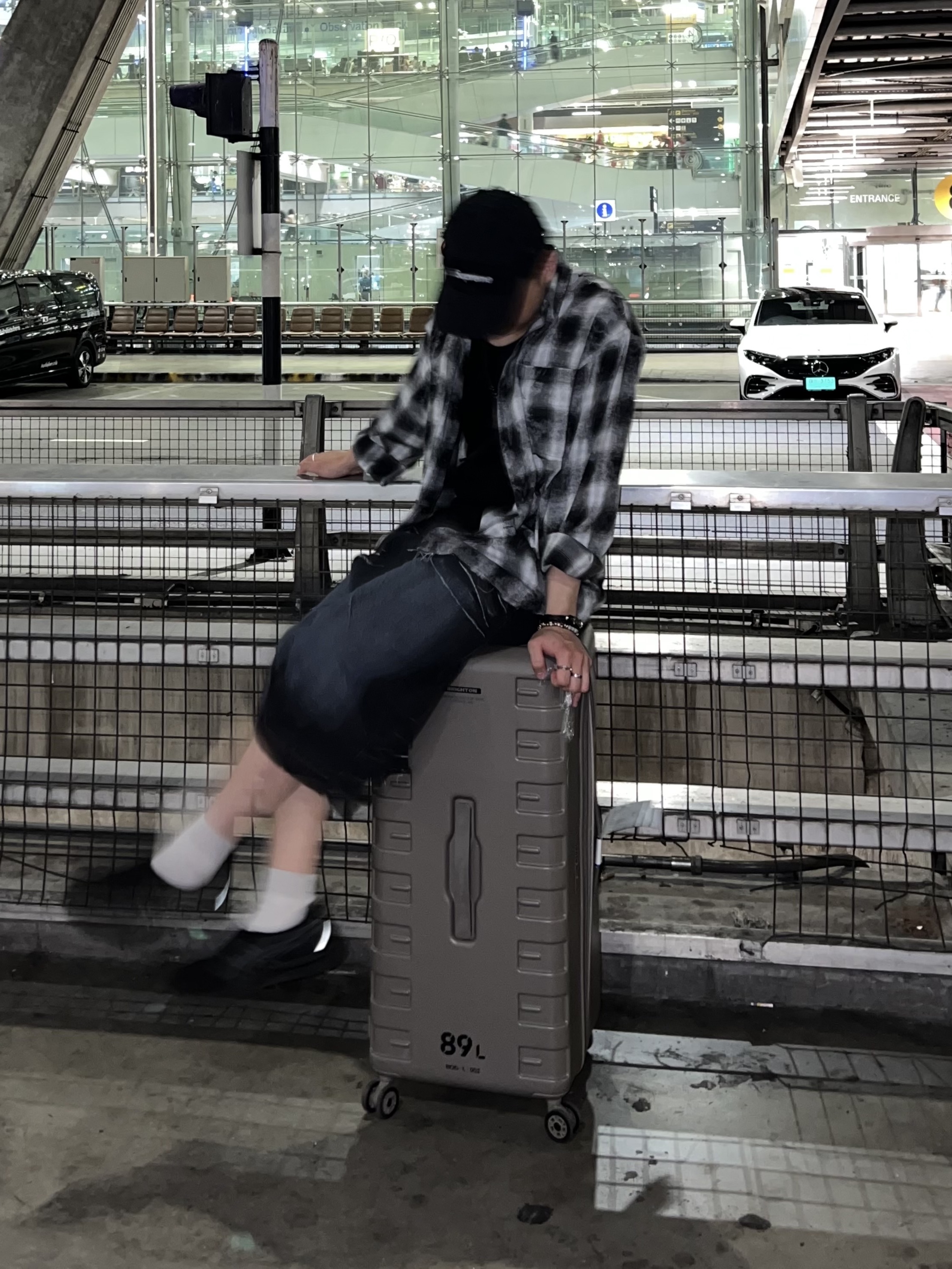 Supreme Monogram Gingham Camp Cap Black - 26SS 착용 스타일 - 2
