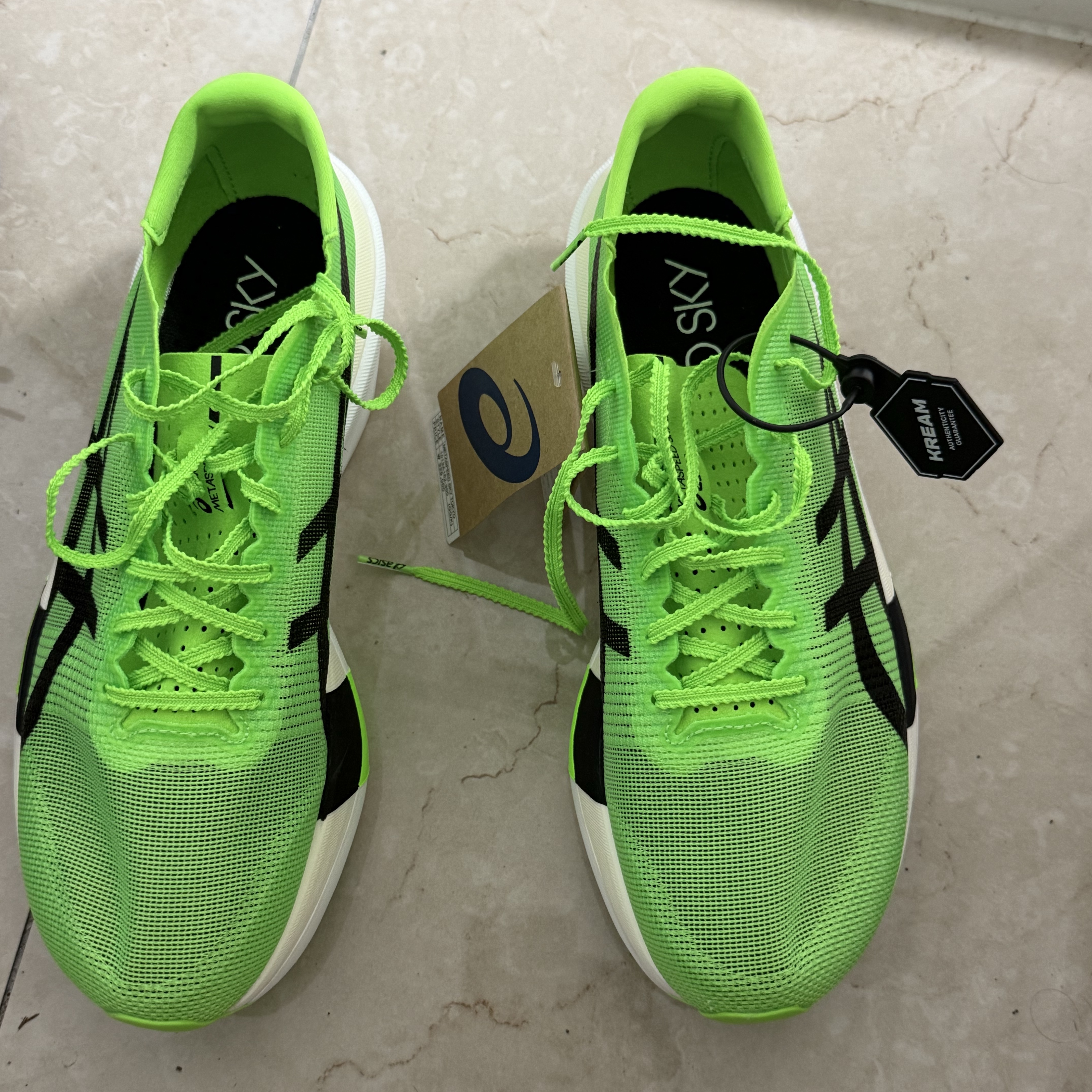 Asics Metaspeed Sky Tokyo Green Gecko Black 착용 스타일